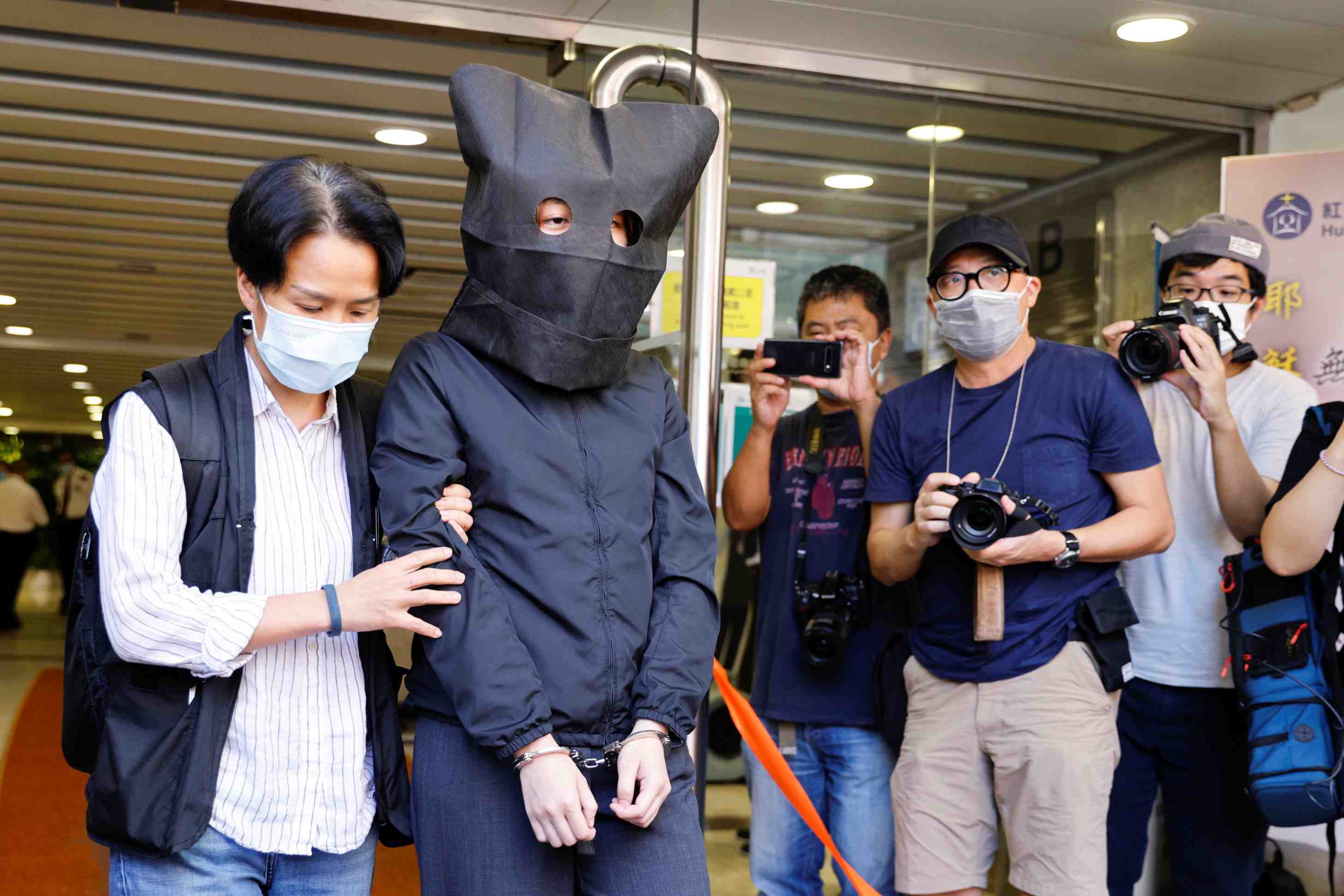 Hong kong: haro sur les livres pour enfants, accuses d'inciter a la sedition