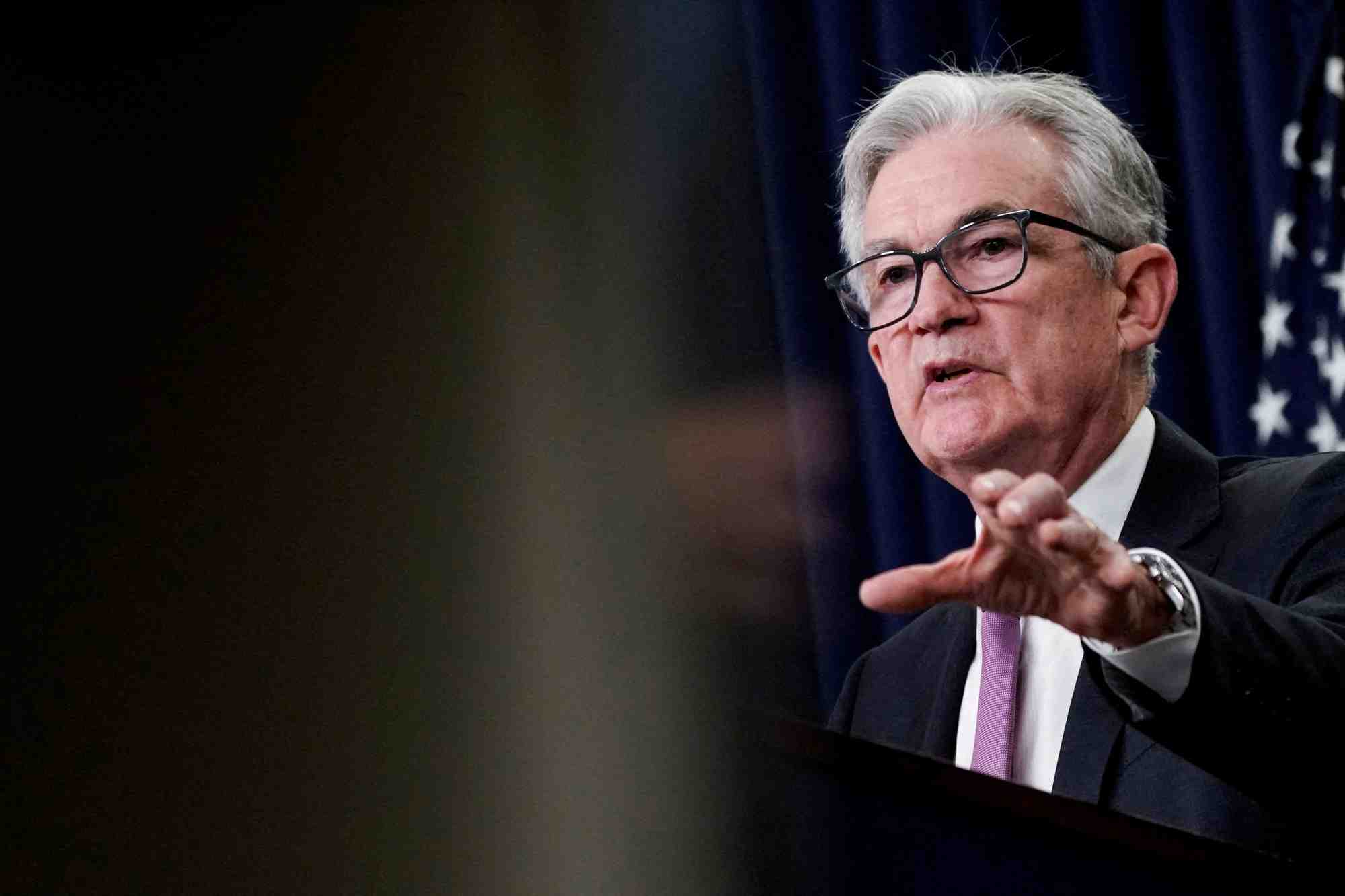 Powell (fed) veut eviter un cout social eleve de la lutte contre l'inflation