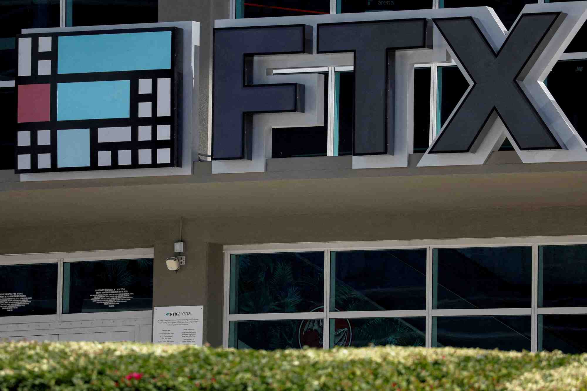Le logo de ftx est vu a la ftx arena a miami