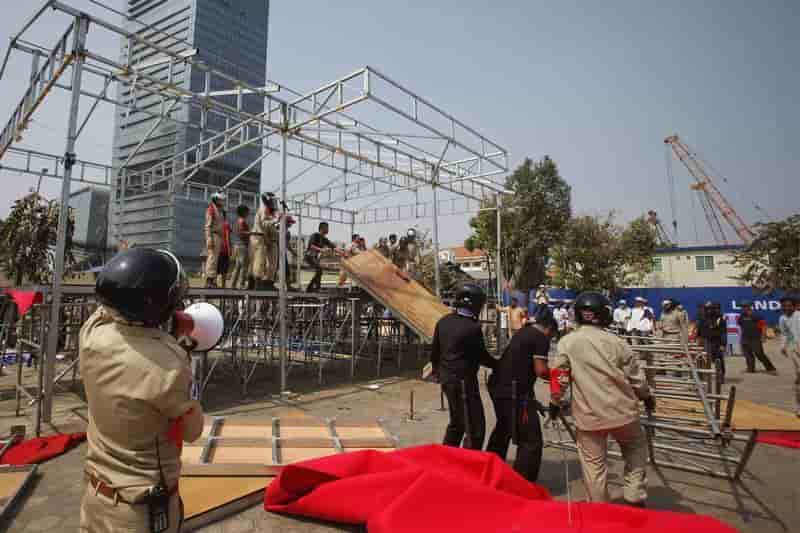 Un parc occupé par l'opposition cambodgienne évacué à Phnom Penh