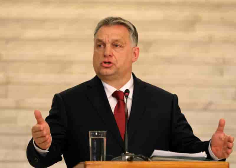 Hongrie: orban tente de mobiliser son electorat sur l'immigration