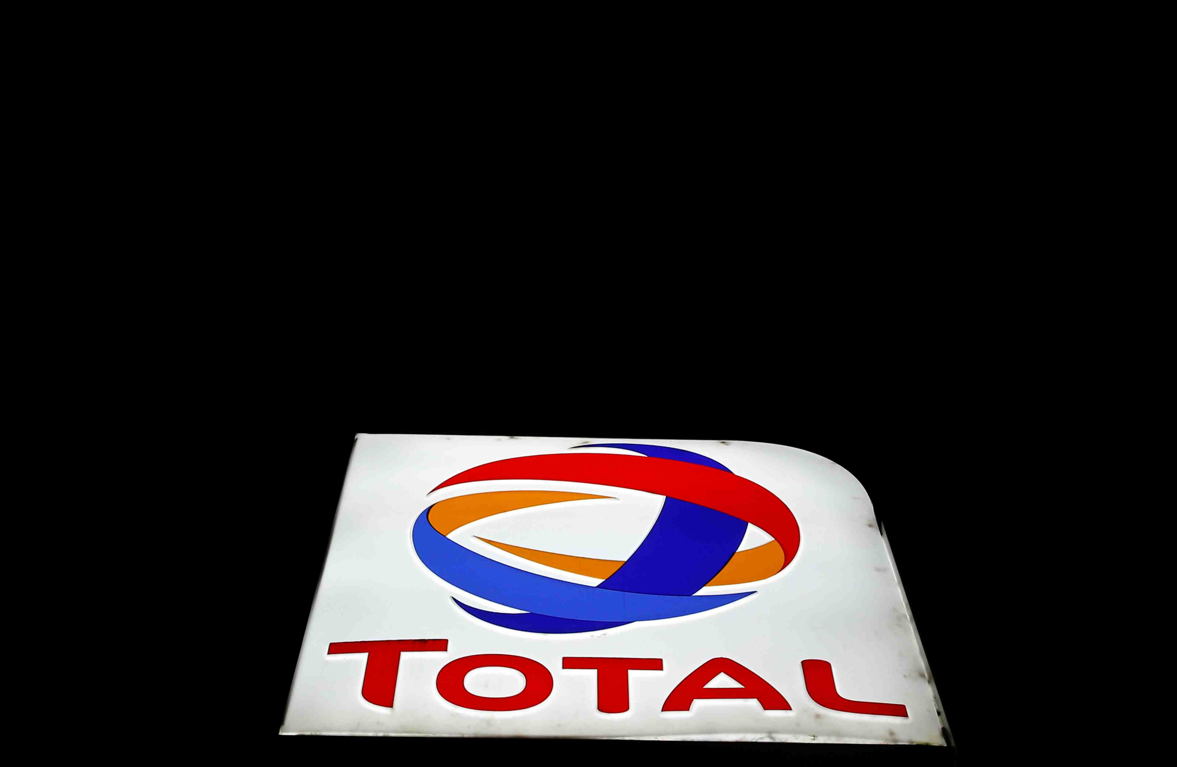 Total achete un reseau de stations-service au bresil