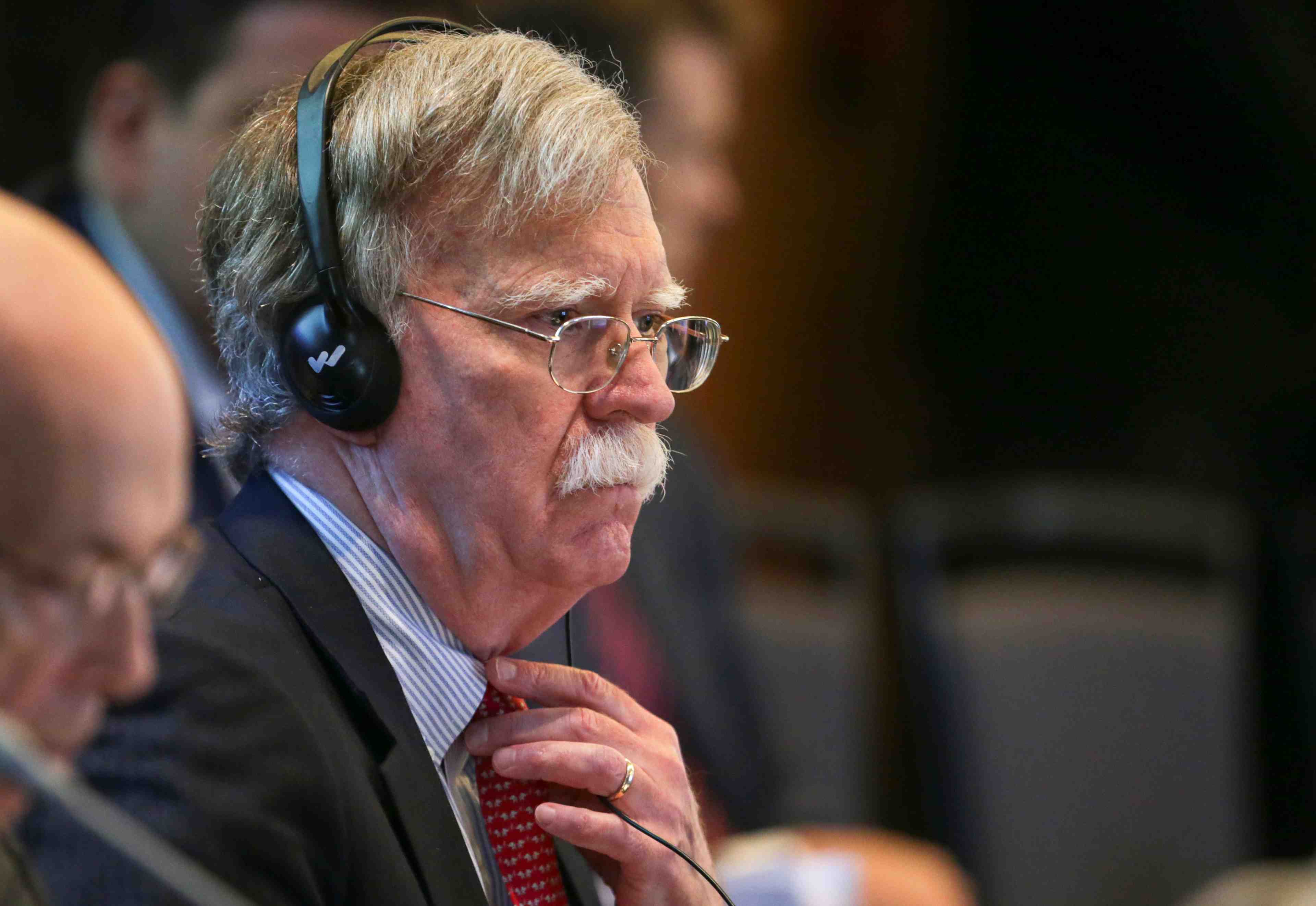 Bolton va demander a londres de durcir le ton face a l'iran et la chine