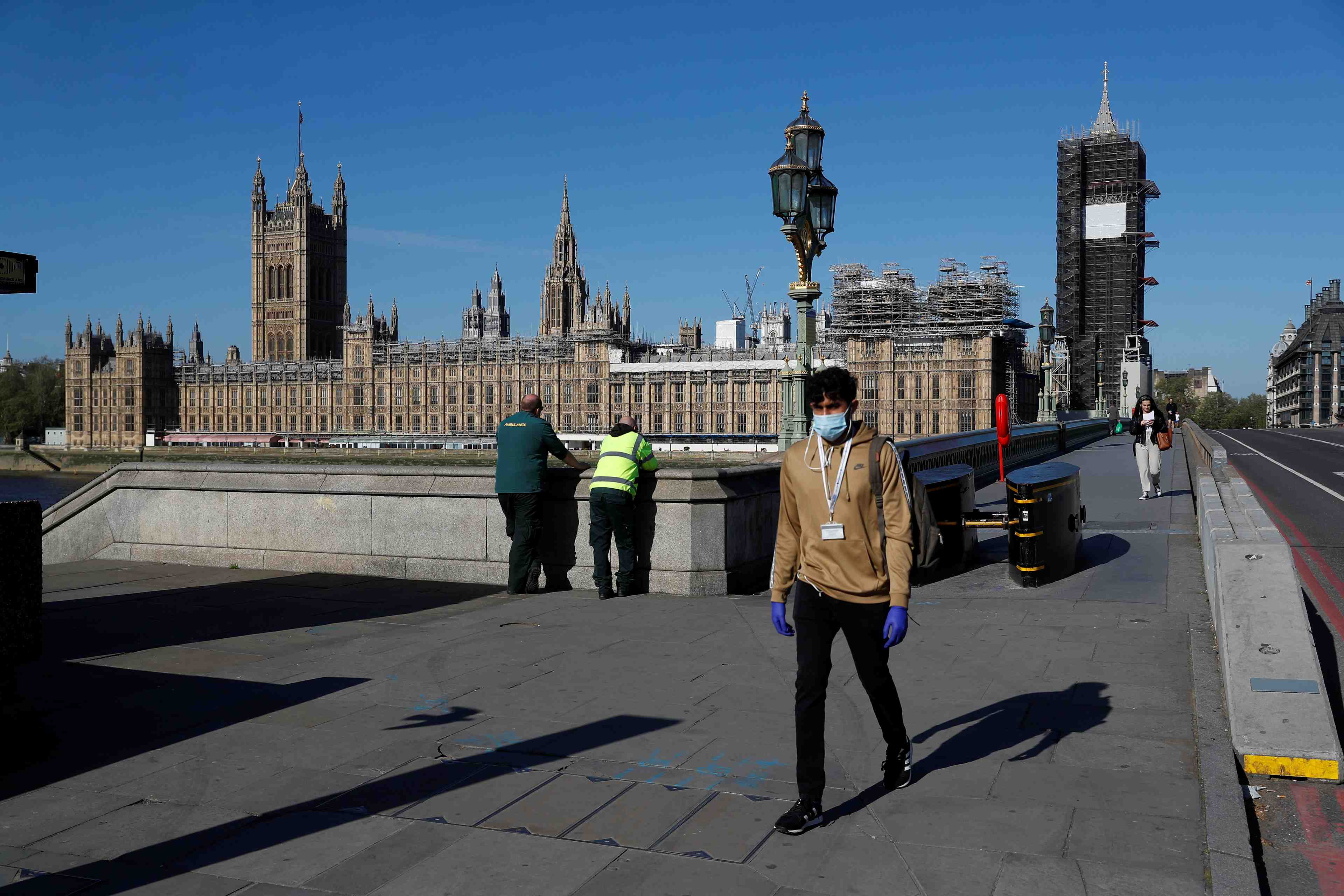 Premiere seance parlementaire par visioconference a westminster