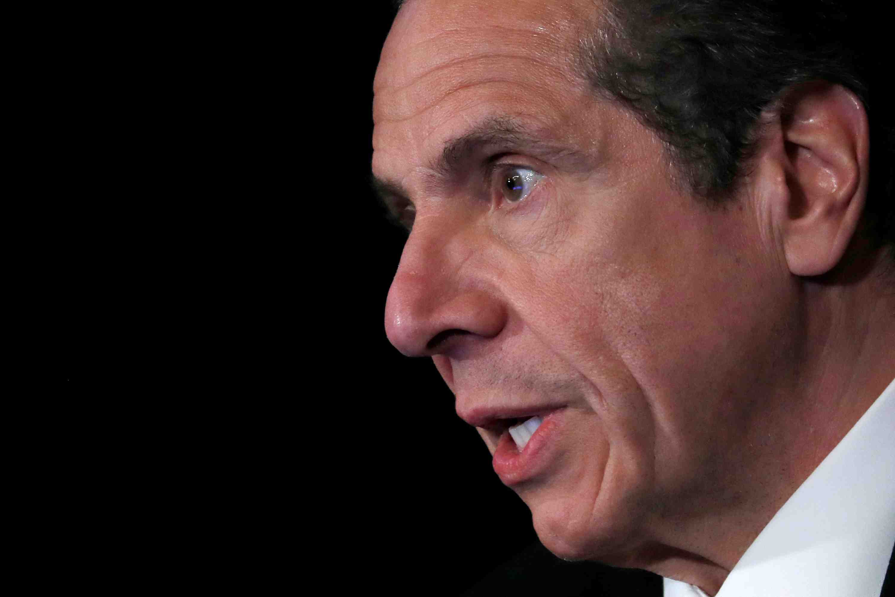 Coronavirus: baisse du nombre de deces quotidiens dans l'etat de new york