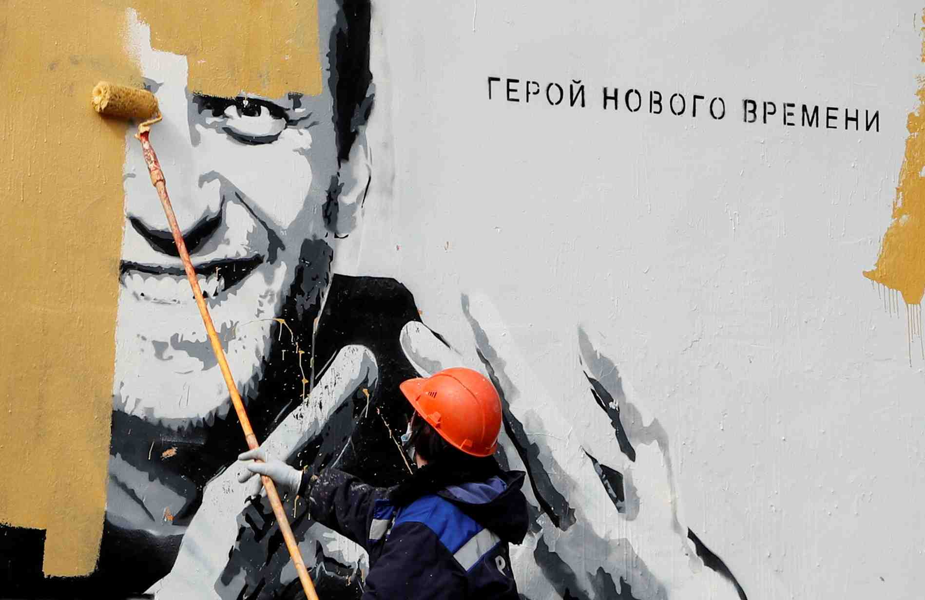 Russie: la justice declare illegaux des groupes lies a navalny
