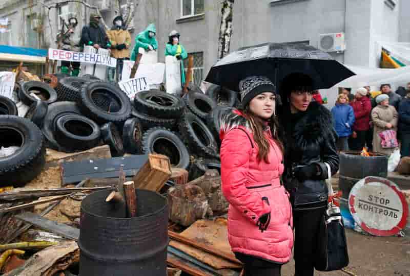 Le président ukrainien annonce une vaste opération dans l'Est