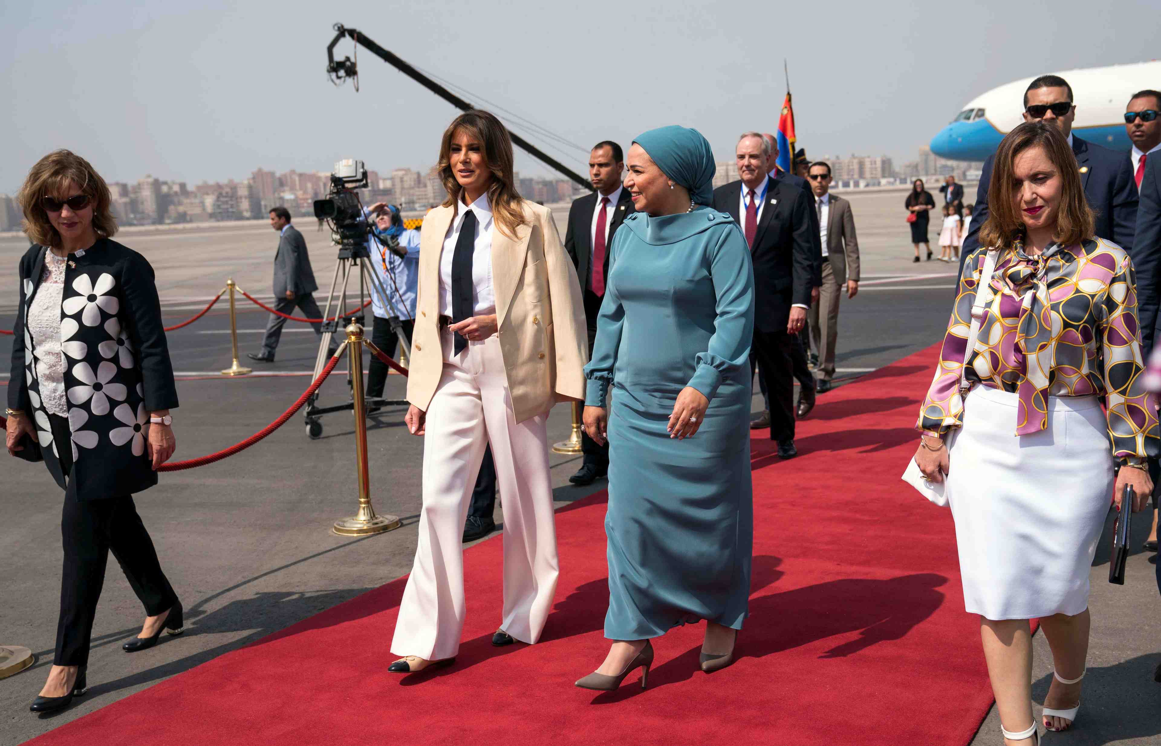 Melania trump en egypte, derniere etape de sa tournee africaine
