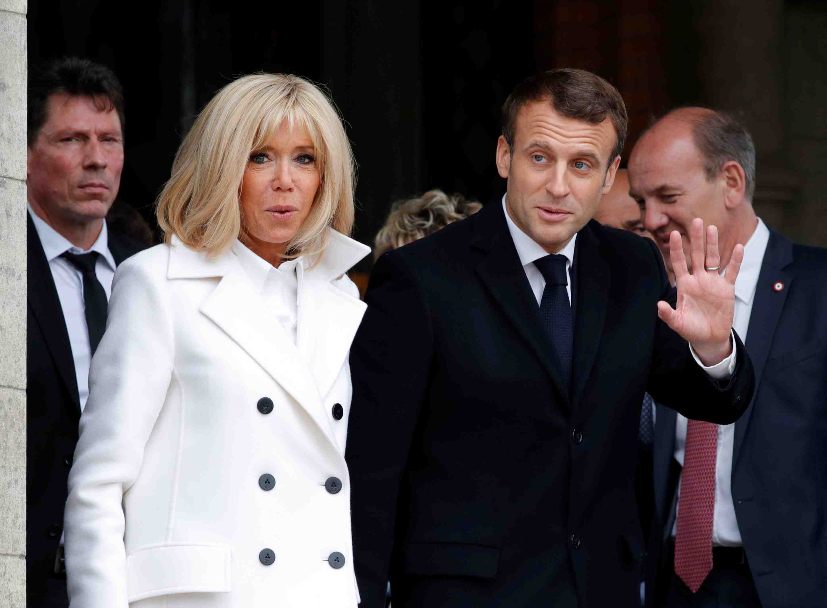 Macron perd son pari mais maintient son cap en france et en europe