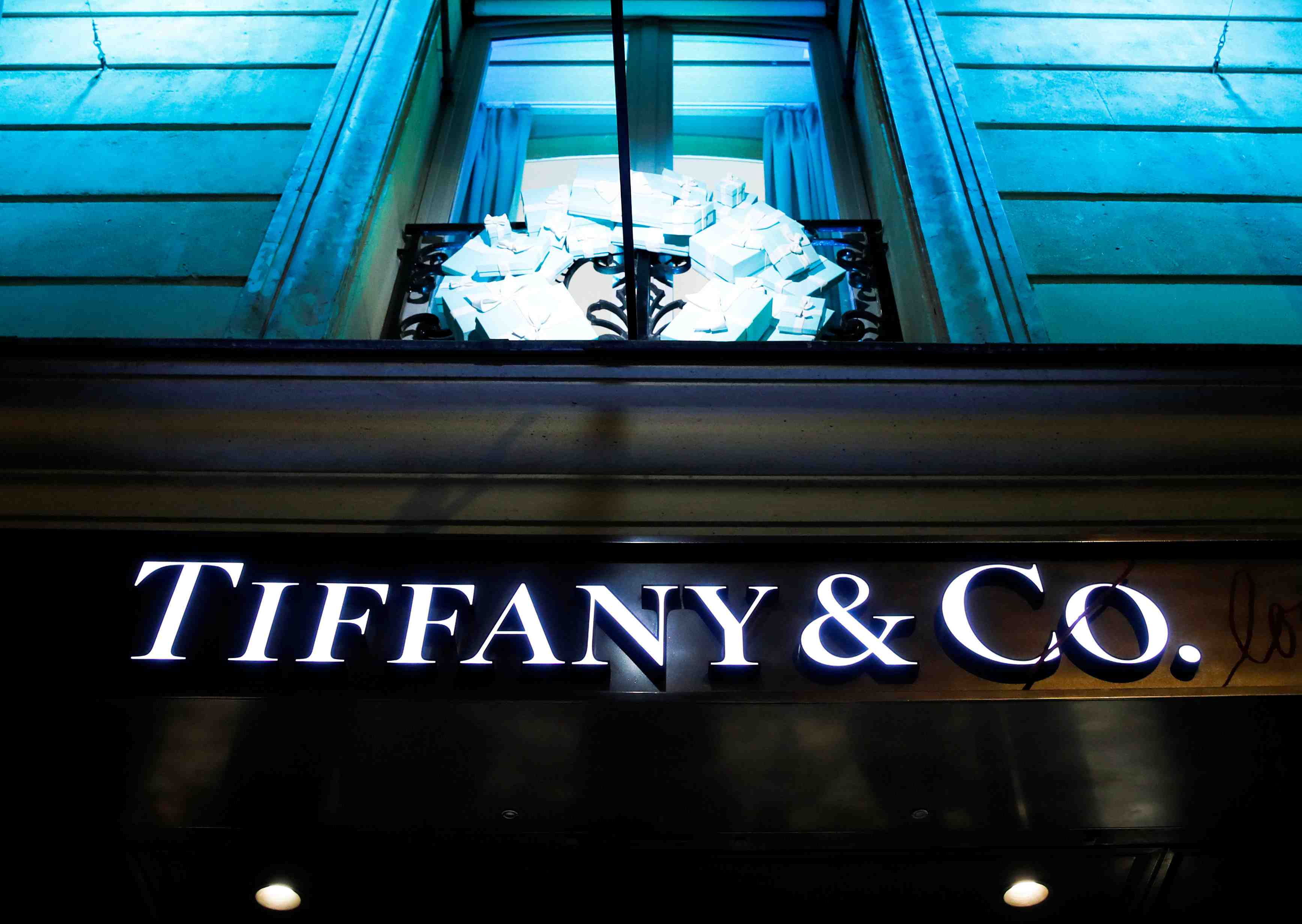 Lvmh et tiffany proches d'un accord a 16,7 milliards de dollars