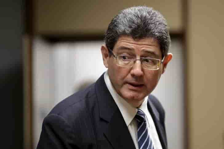Dilma rousseff va changer de ministre des finances
