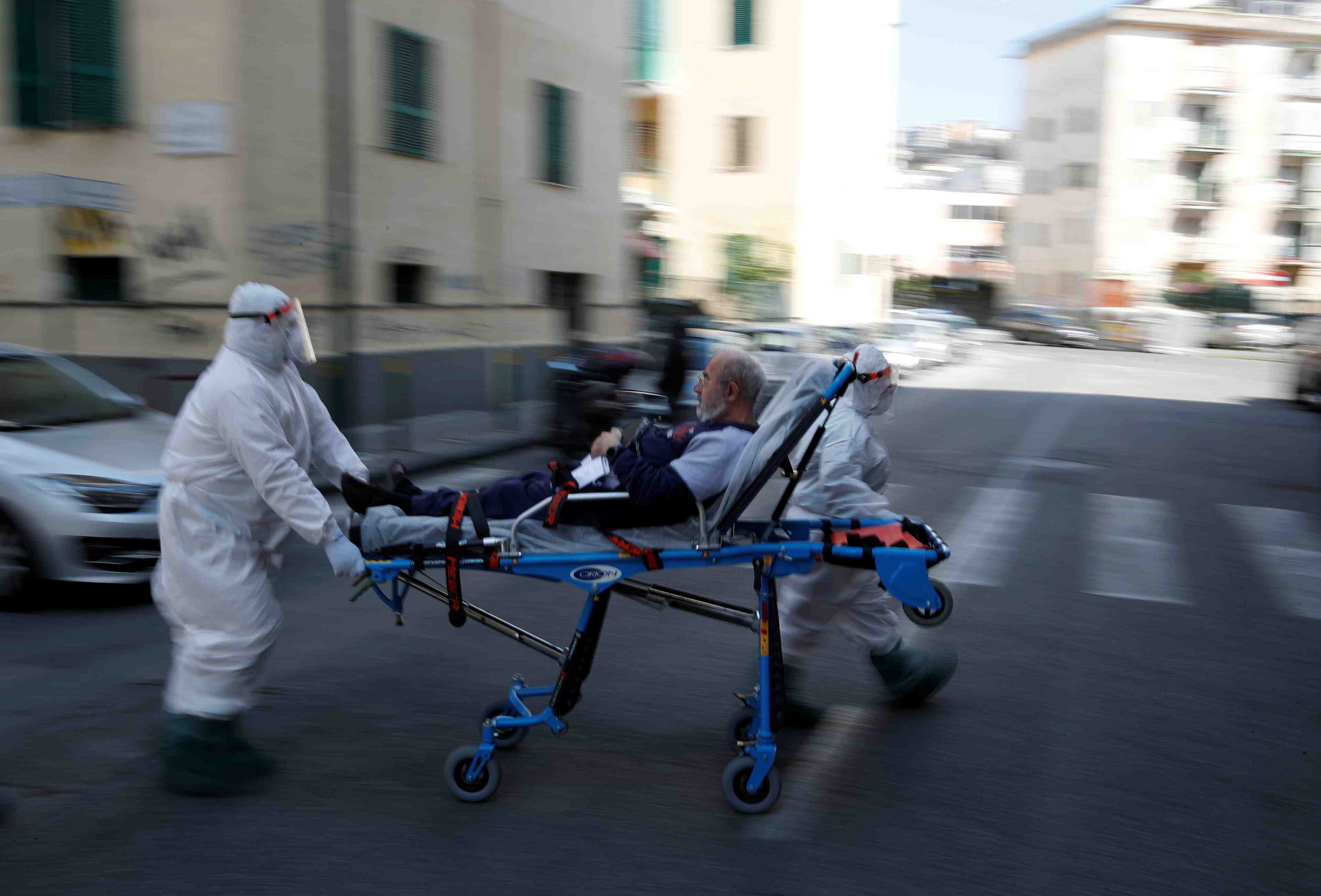 Coronavirus: pres de 14.000 morts en italie