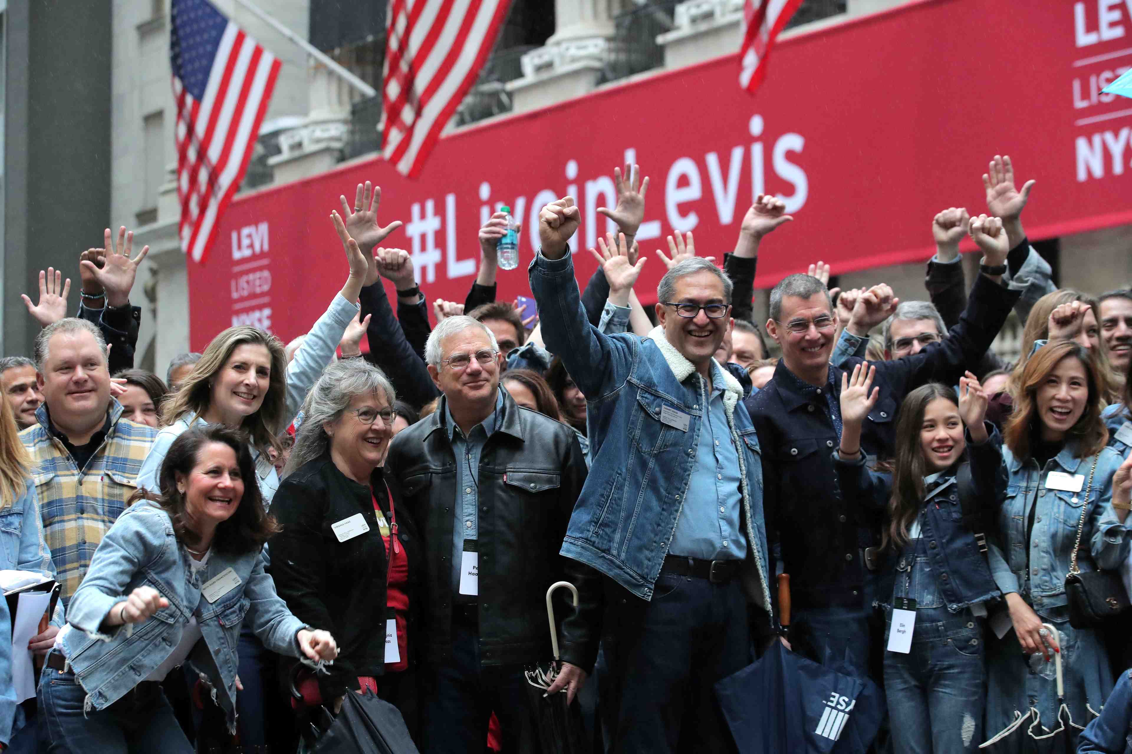 Levi strauss flambe pour son premier jour de cotation