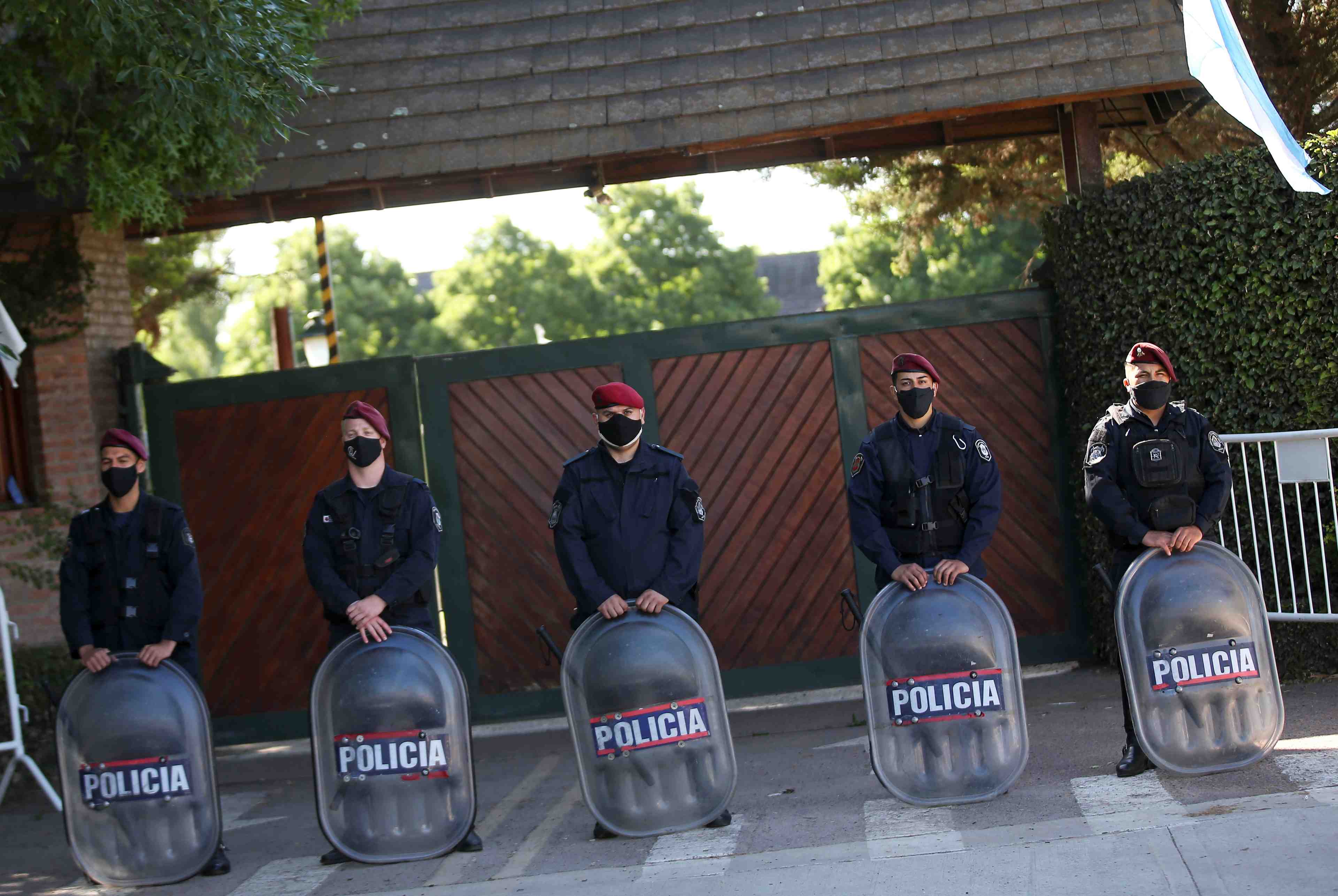Argentine: inquietude des organisations de defense des droits de l'homme apres la repression des manifestations