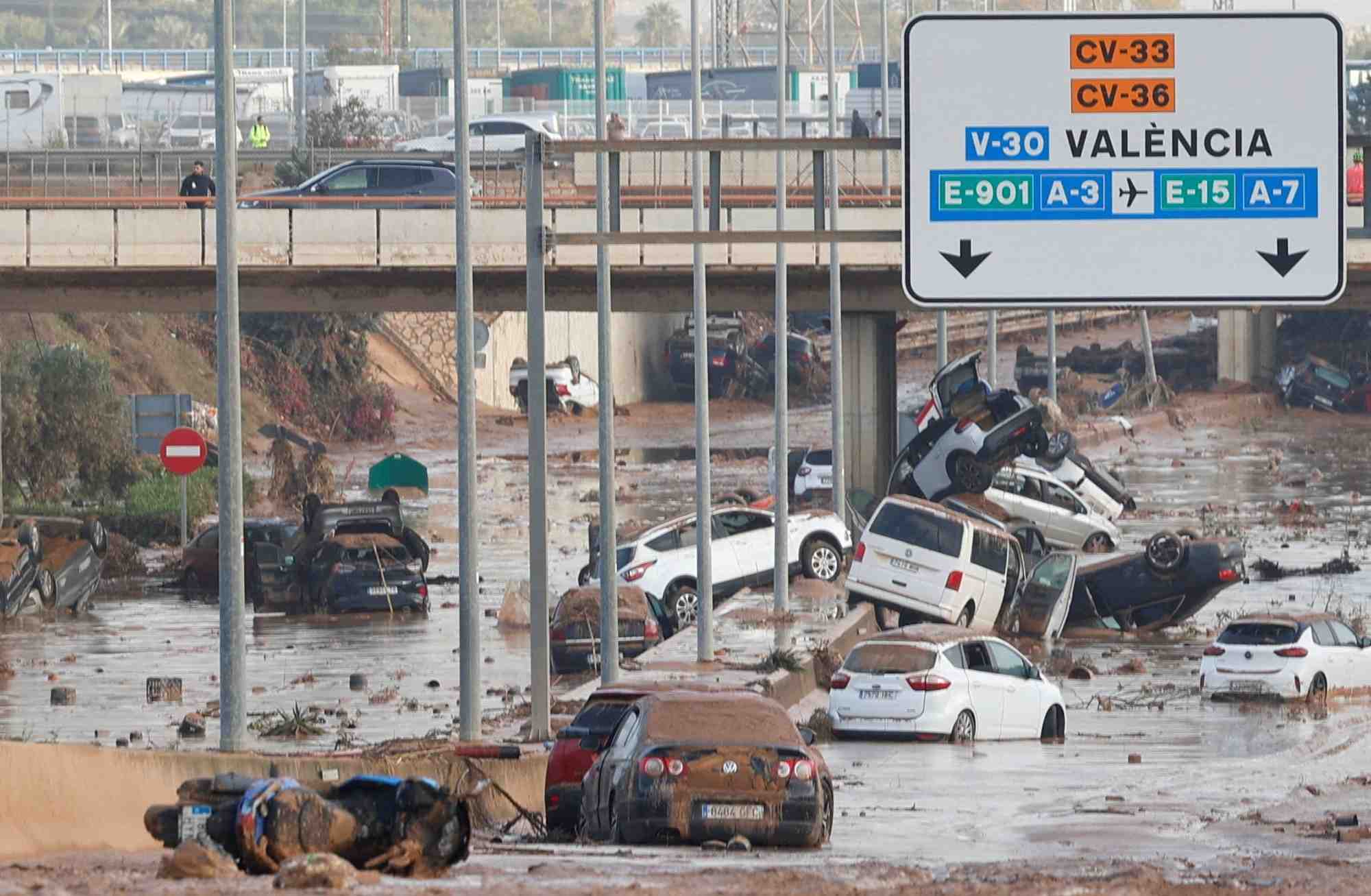Consequences des inondations dans la banlieue de valence