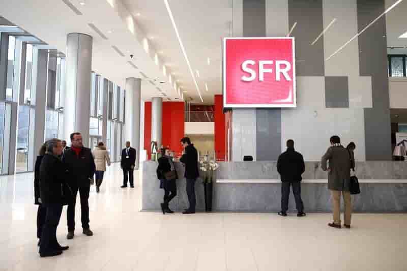 Vivendi attend des offres sur SFR d'ici mercredi soir