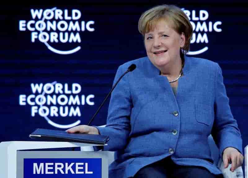 Davos: merkel rejette l'isolationnisme et le protectionnisme