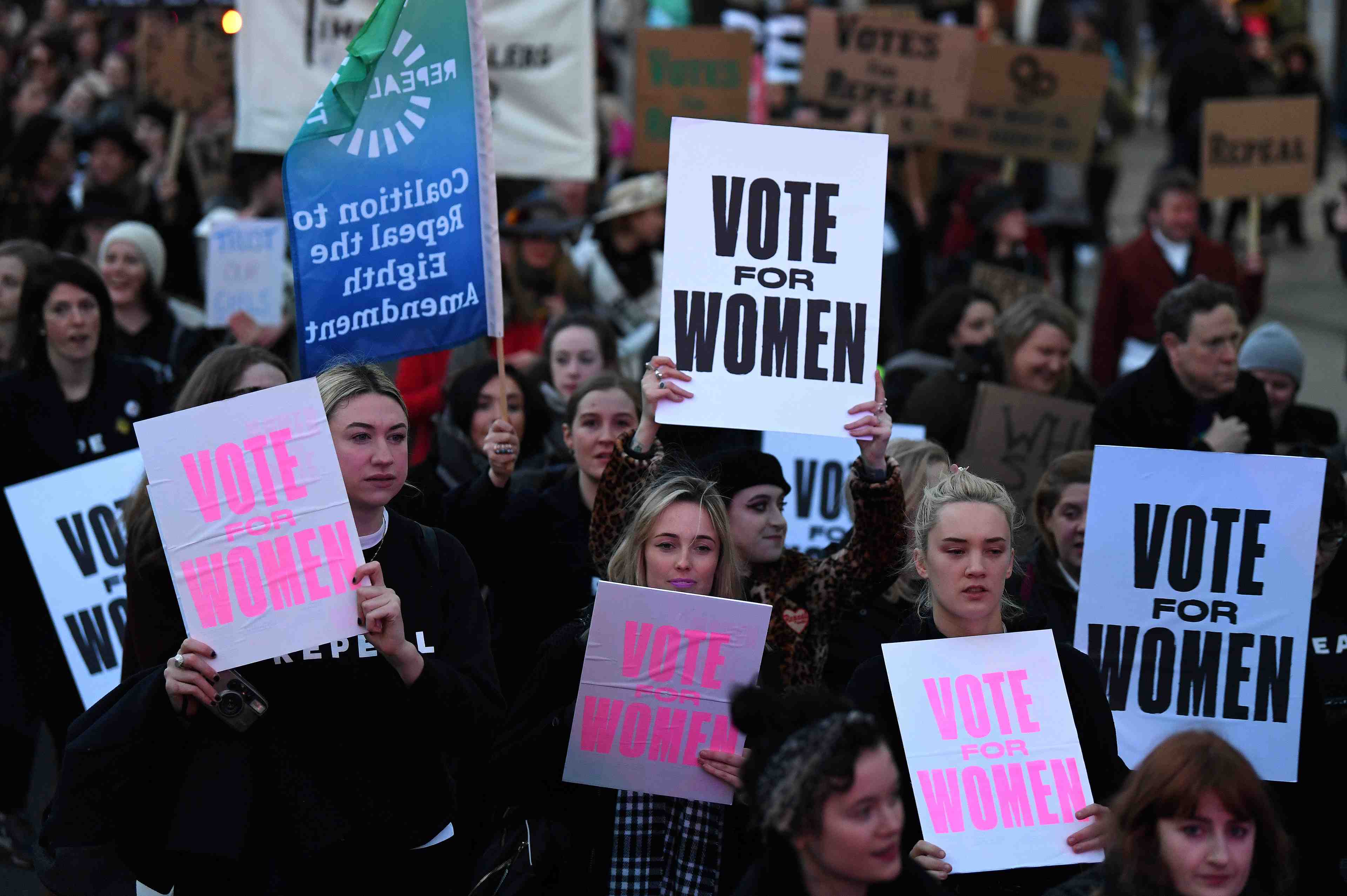 Un referendum sur l'avortement annonce en irlande pour le 25 mai