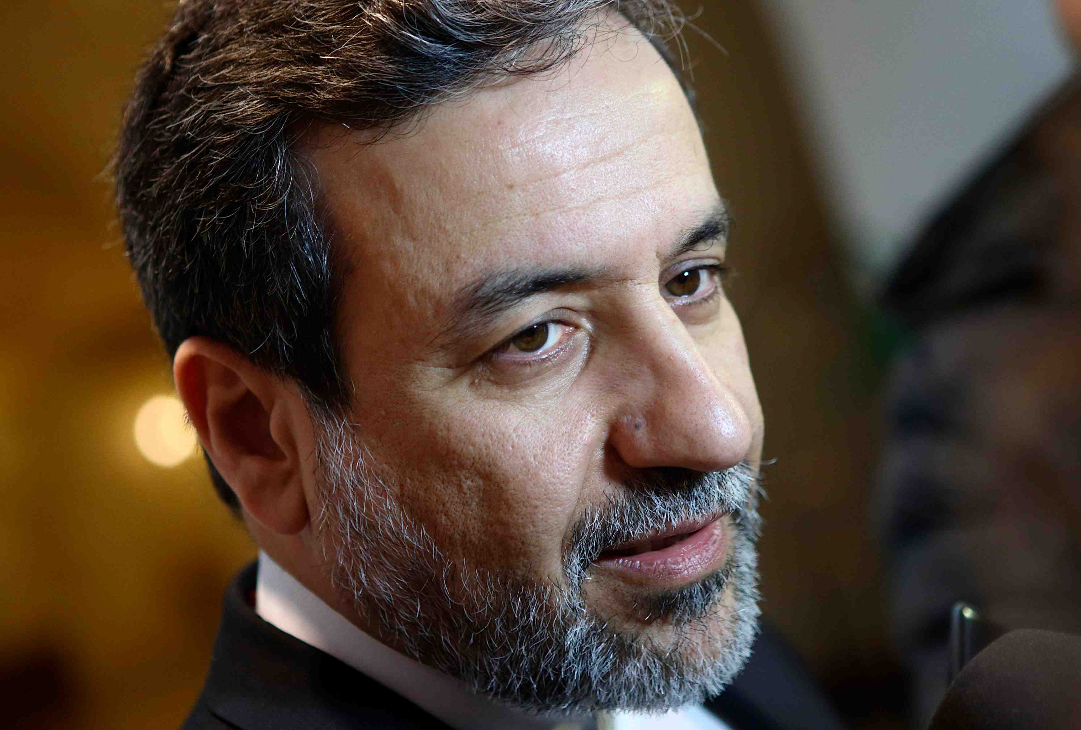 Nucleaire: l'iran ne reviendra dans l'accord qu'avec une ligne de credit