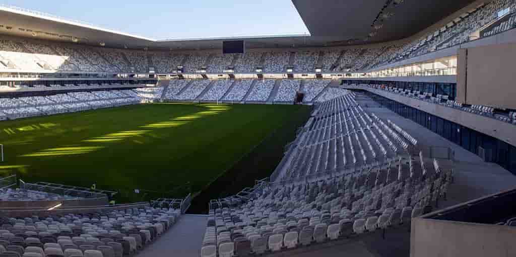 Vide depuis la mi-mars, le stade Matmut Atlantique risque de rester silencieux encore plusieurs mois.