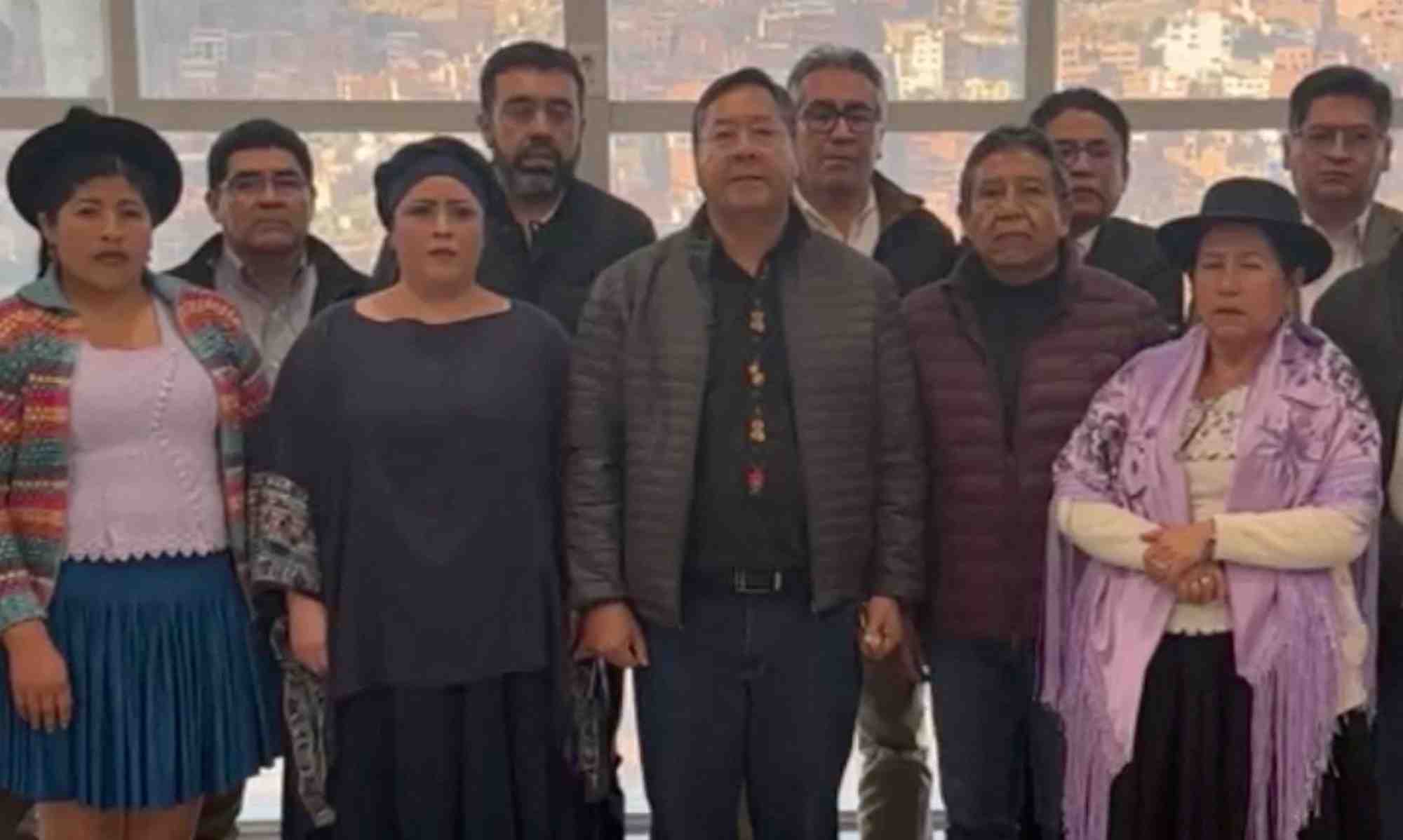 Le president bolivien, luis arce, s'exprime depuis la paz