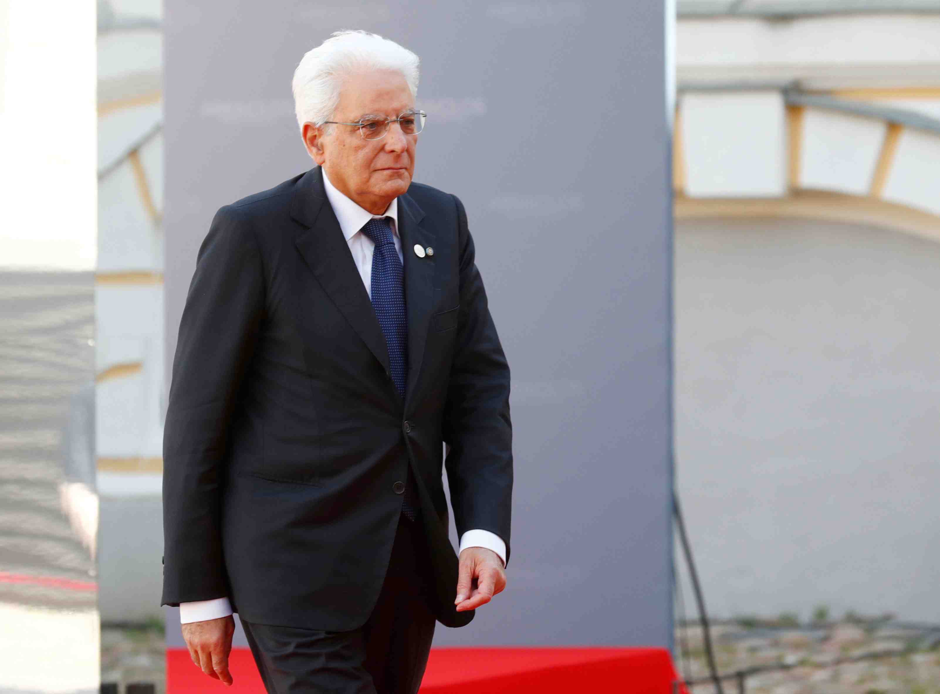 Le president italien met en garde le gouvernement sur la dette