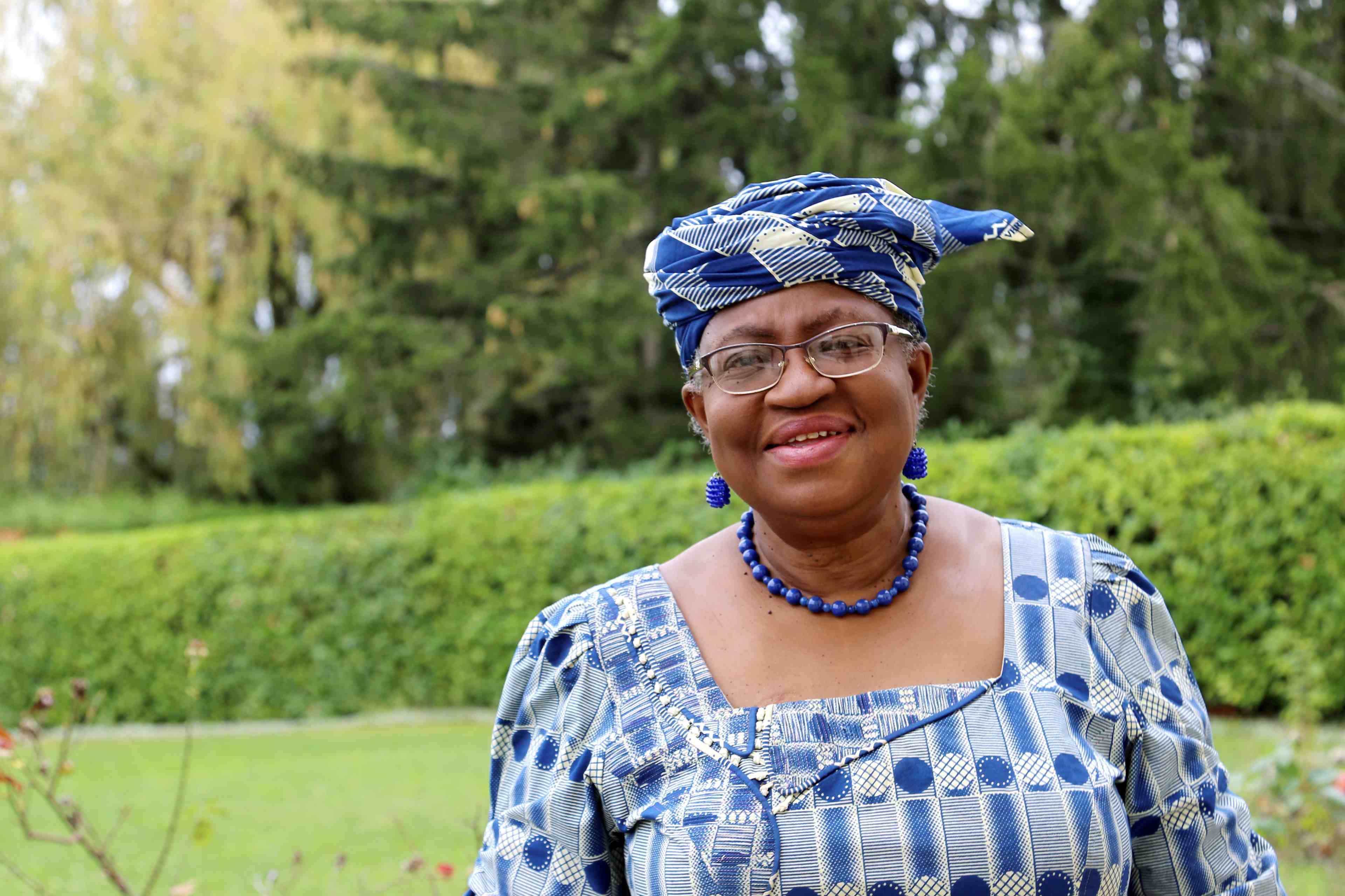 Ngozi okonjo-iweala prend la tete de l'omc, entre dans l'histoire