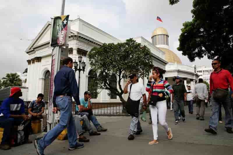 La cour supreme au venezuela se substitue a l'assemblee nationale