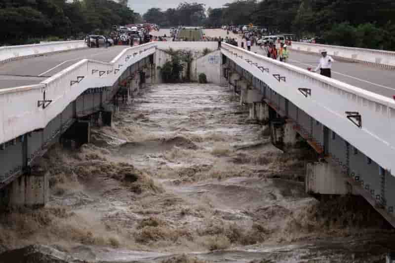 Rupture d'un barrage en birmanie, 50.000 personnes evacuees