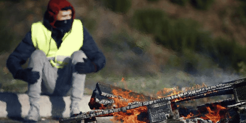 gilets jeunes (jaunes)