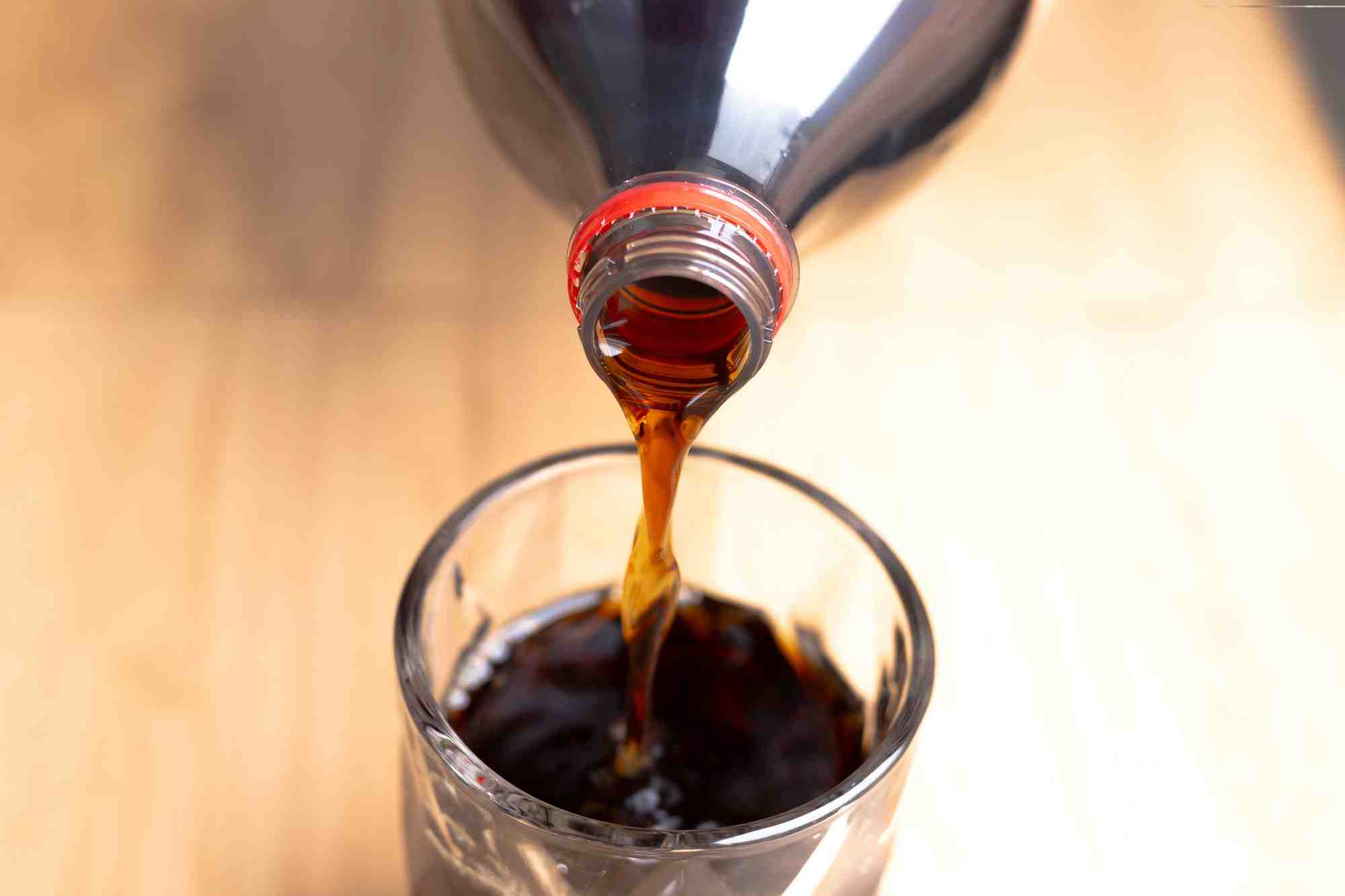 Avec 0,9% de parts de marché au niveau national, et 12% en Bretagne, la marque bretonne Breizh Cola est devenue en 2024 le leader des colas régionaux.