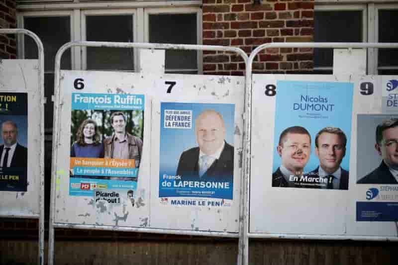Entre 430 et 460 sieges a l'assemblee pour lrem-modem