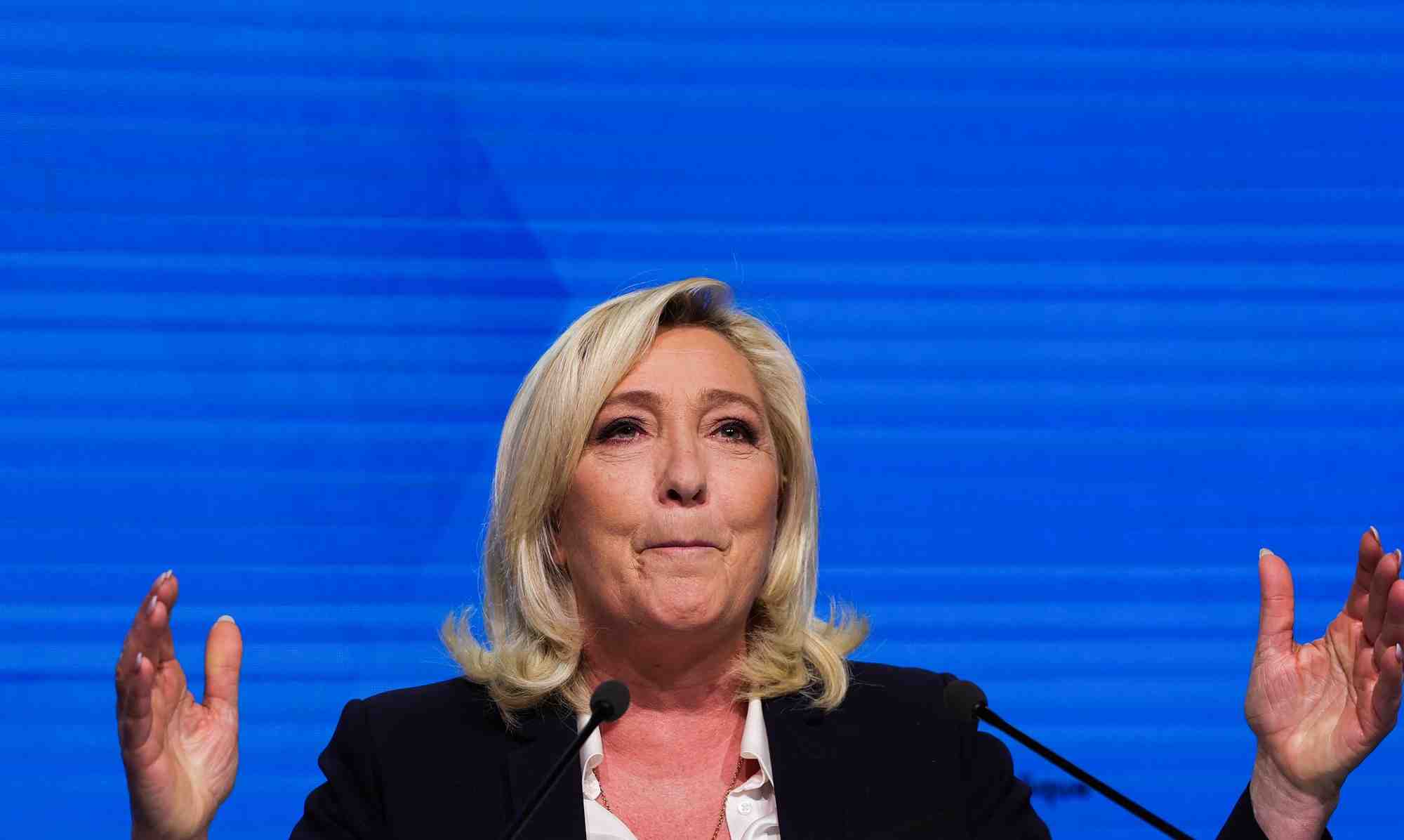 Marine le pen appelle les electeurs de "toutes sensibilites" a la "rejoindre"