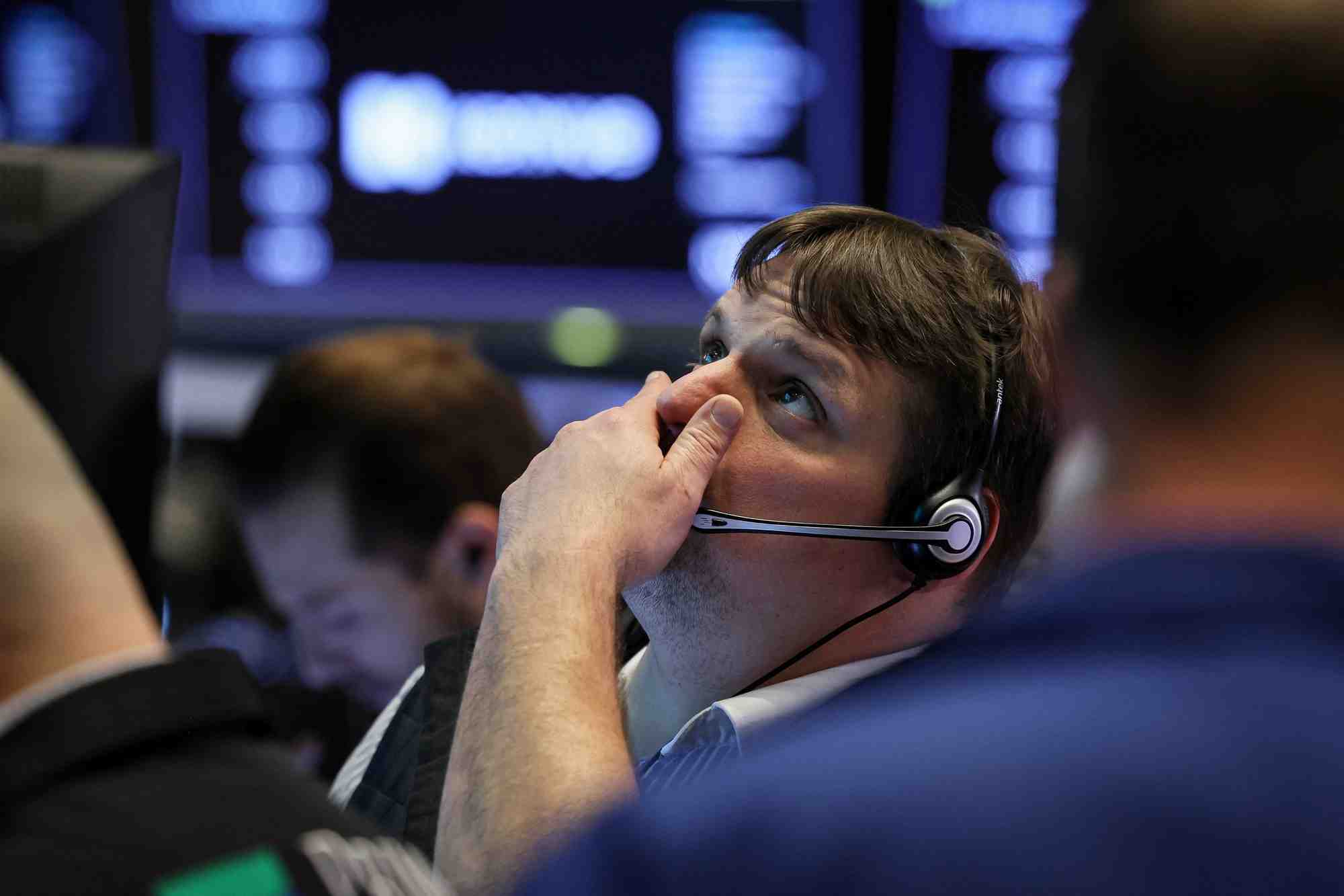Les traders de la bourse de new york, aux etats-unis