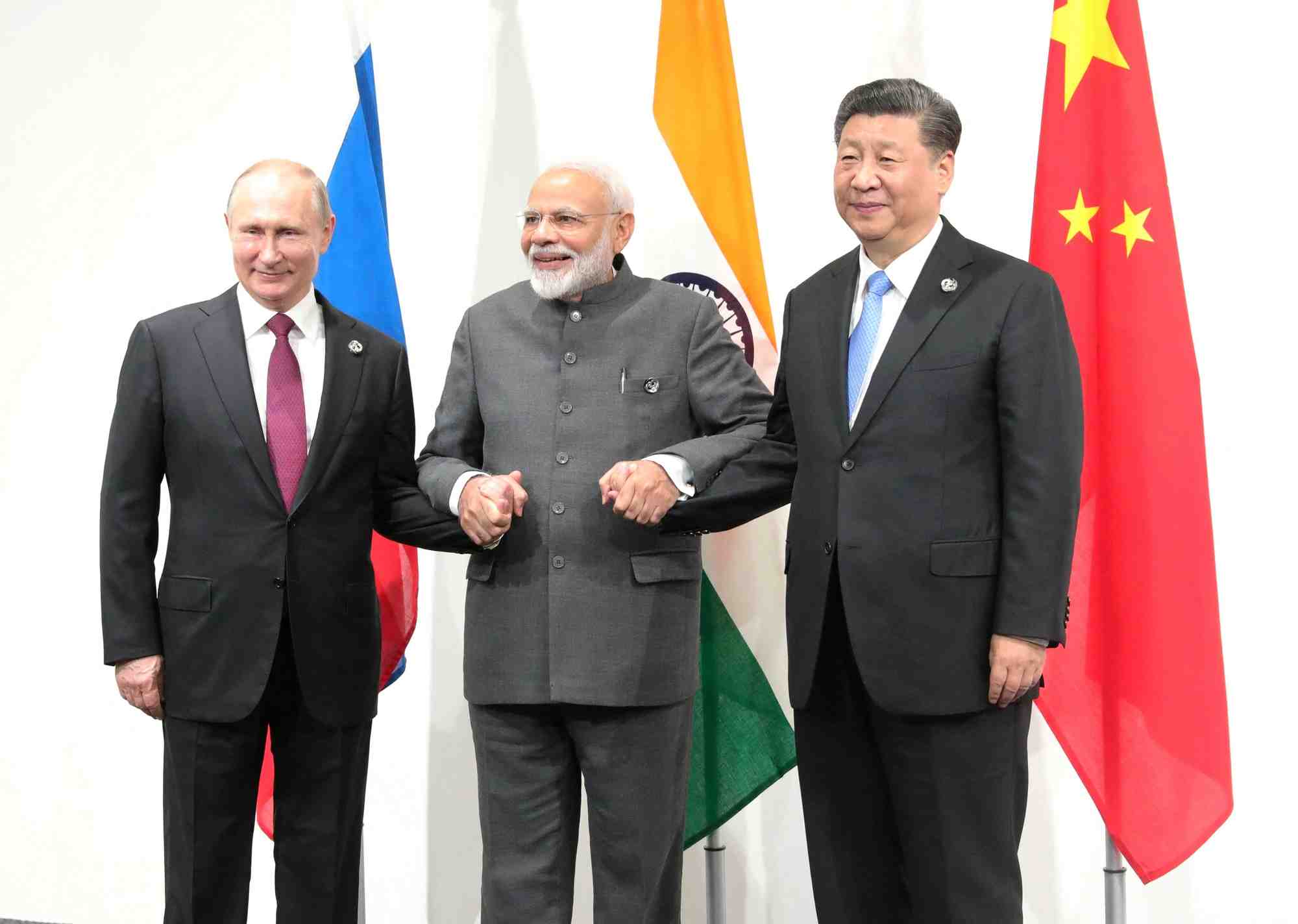 Vladimir poutine, narendra modi et xi jinping en marge du g20 a osaka, japon