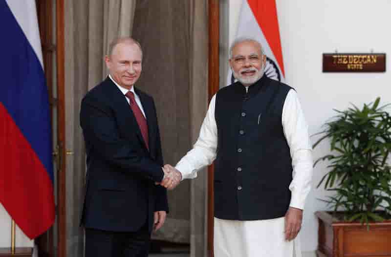 Poutine et Modi cherchent à raviver la relation Moscou-Delhi