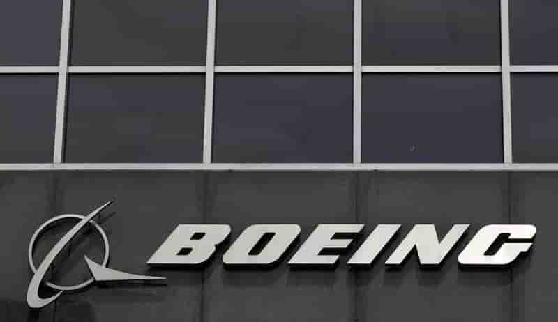 Premiere perte trimestrielle pour boeing en pres de sept ans