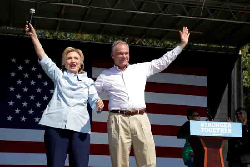 Tim kaine fait son entree dans la campagne