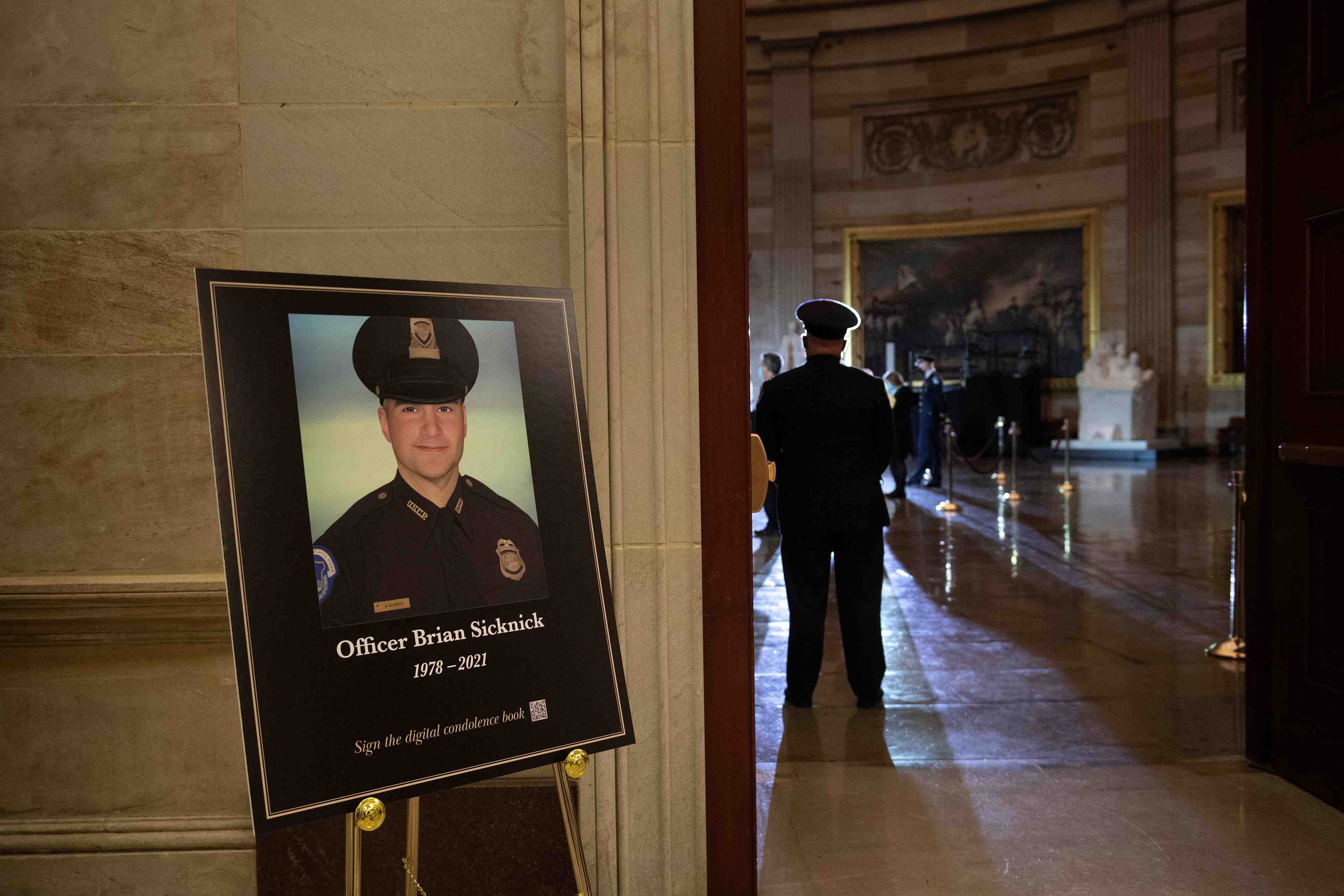 Usa/capitole: le policier attaque le 6 janvier est decede de cause naturelle