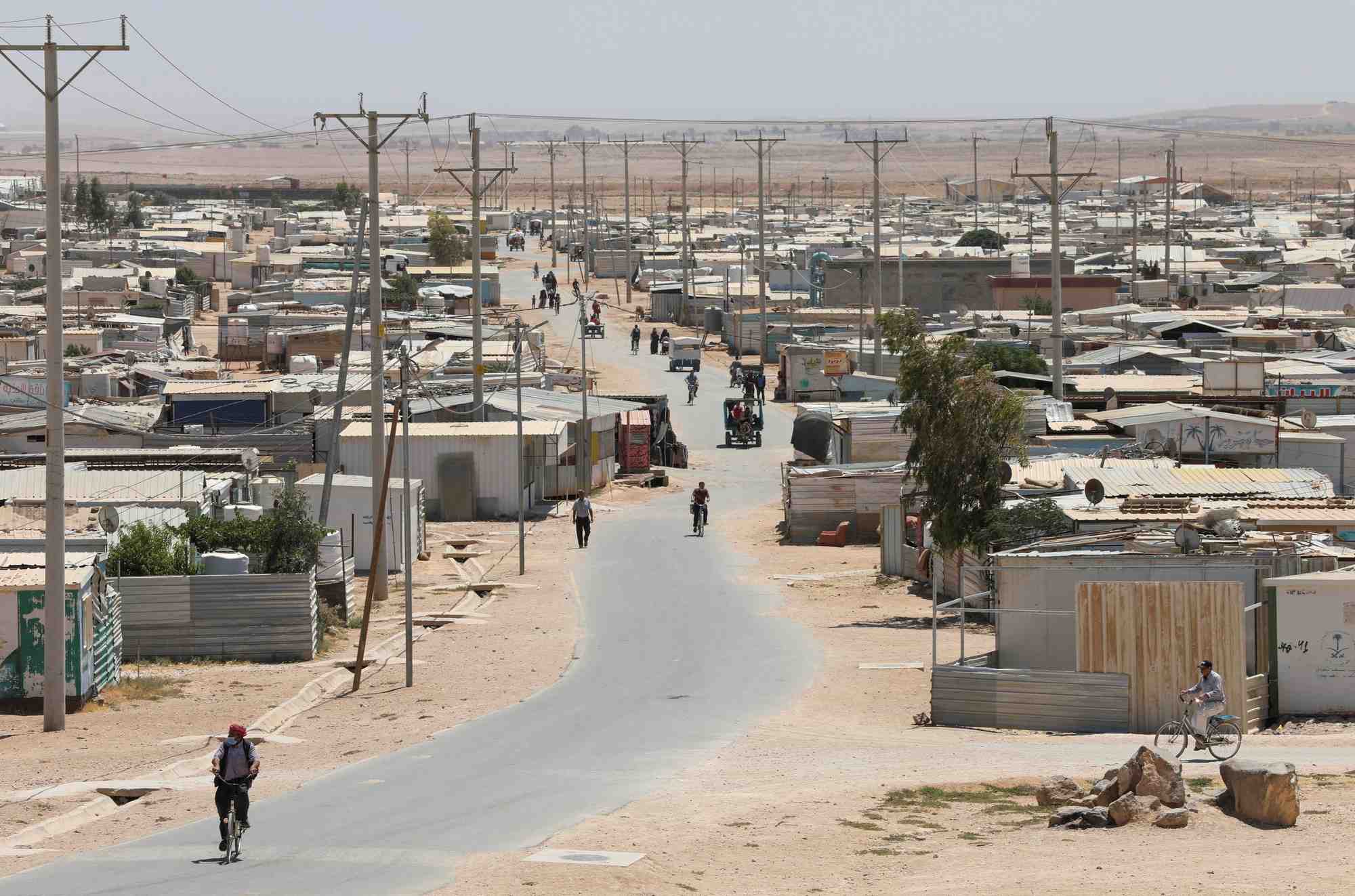 Des refugies syriens au camp de refugies de zaatari dans la ville jordanienne de mafraq