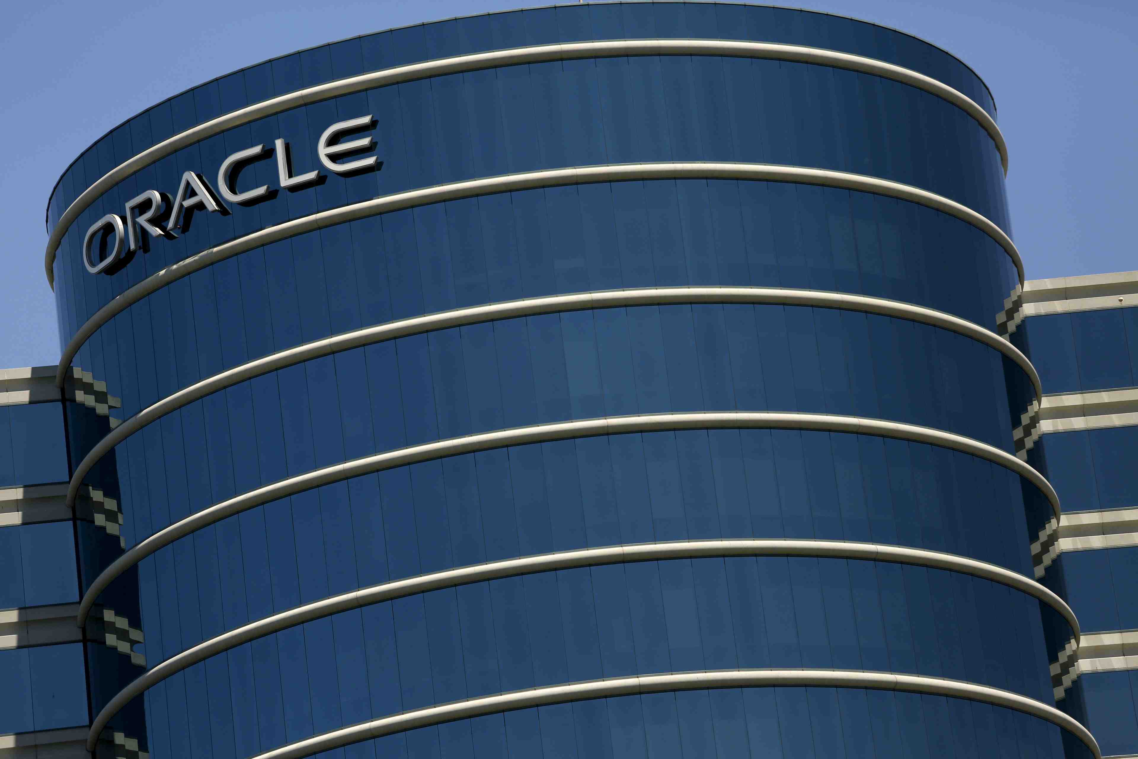 Le dollar fort pese sur le chiffre d'affaires d'oracle