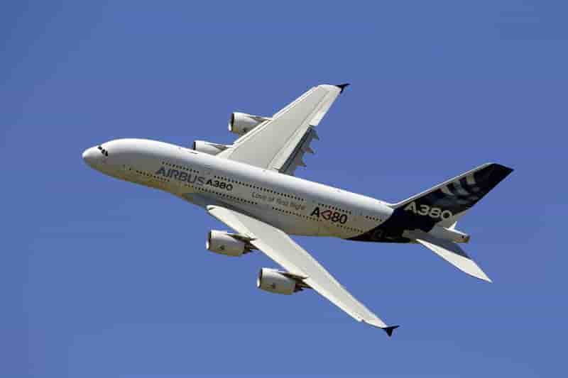 DORIC LEASE SIGNE UN CONTRAT POUR 20 A380