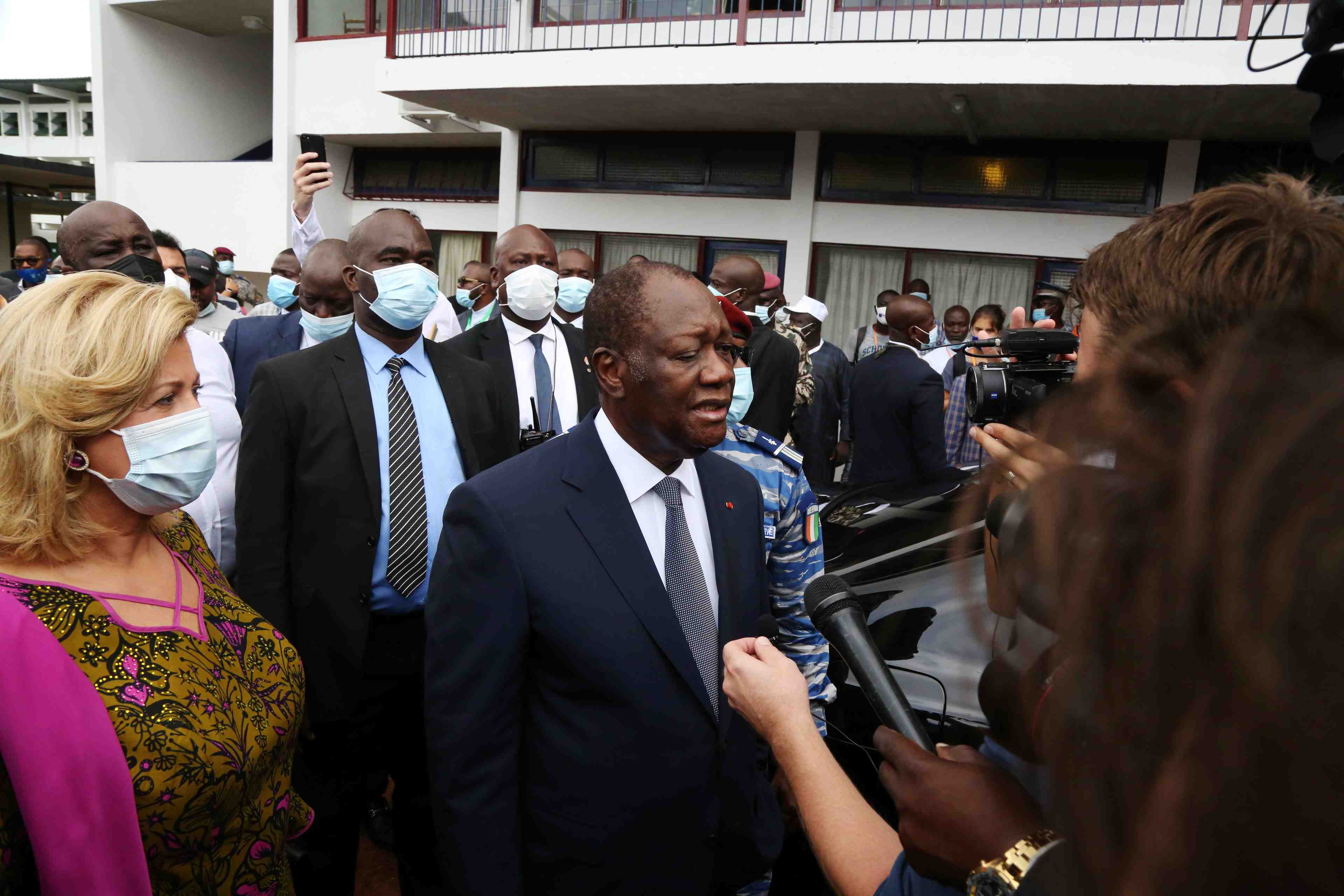 Cote d'ivoire: ouattara massivement reelu a la presidence