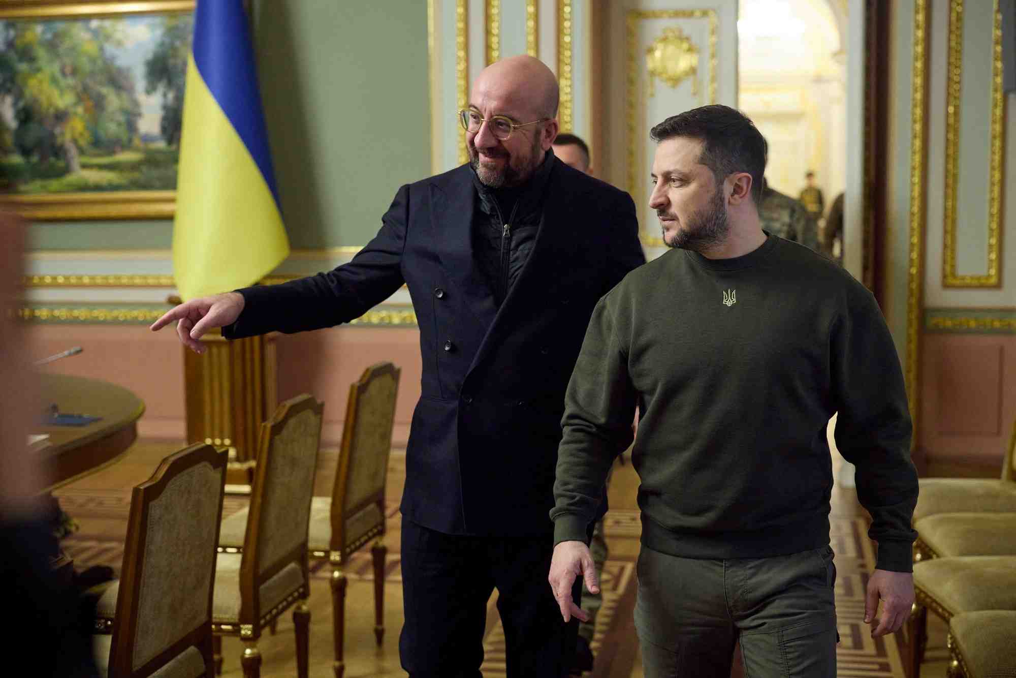 Le president ukrainien volodymyr zelenskiy rencontre le president du conseil europeen charles michel a kyiv, en ukraine