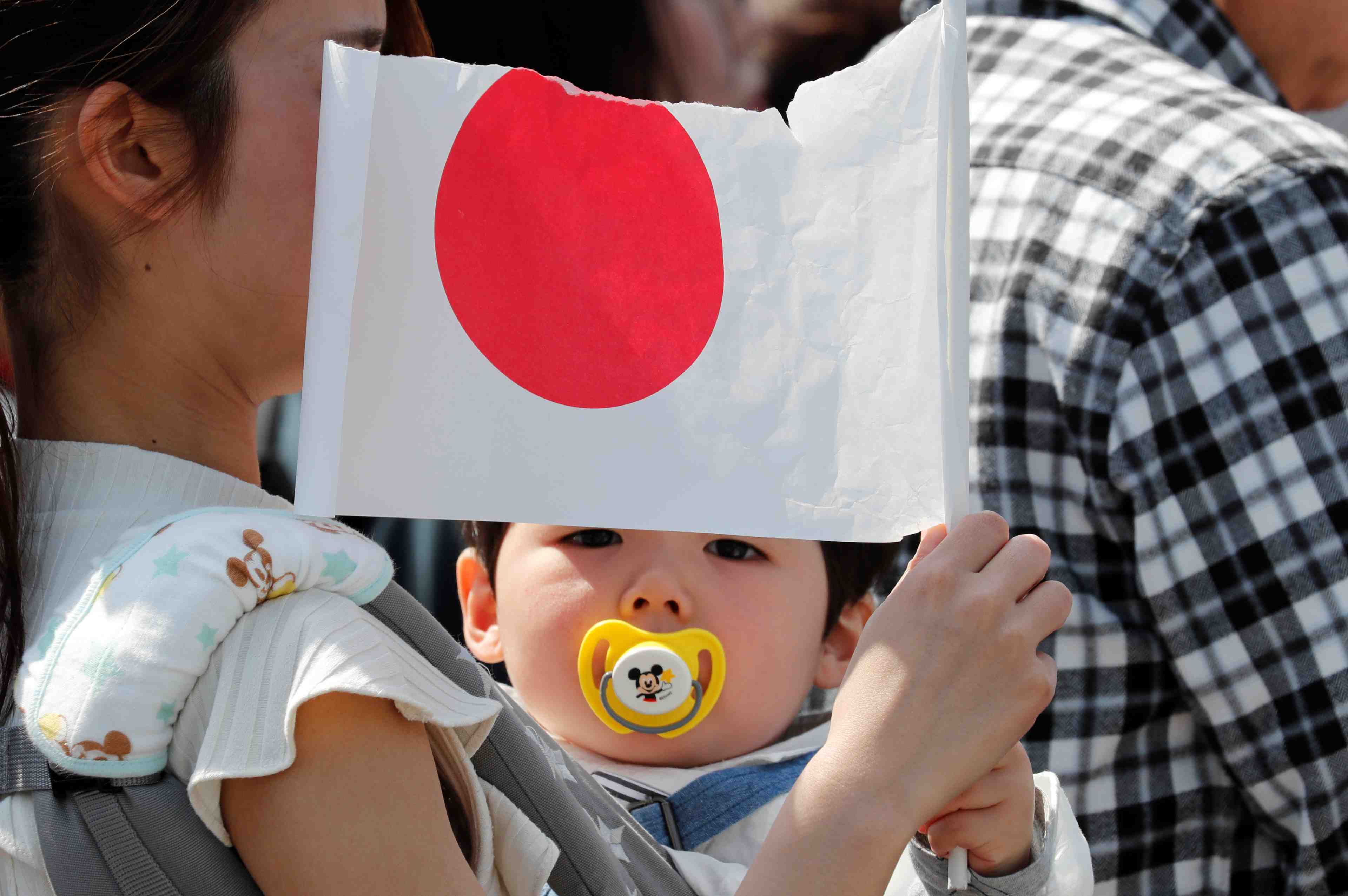 Plus bas record pour le nombre de naissances au japon