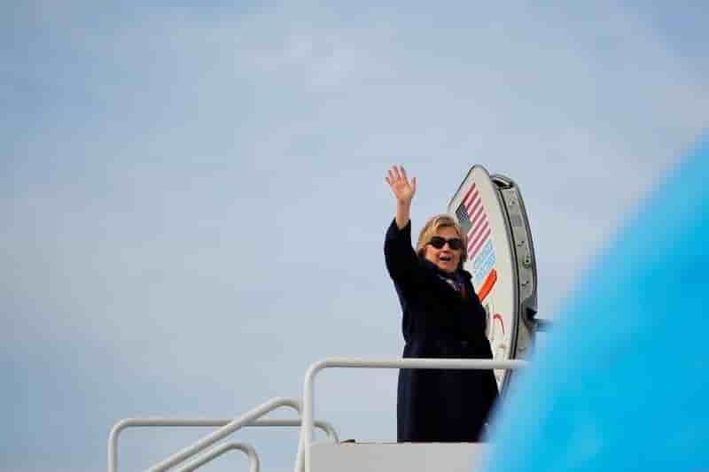 Clinton en tete du vote anticipe
