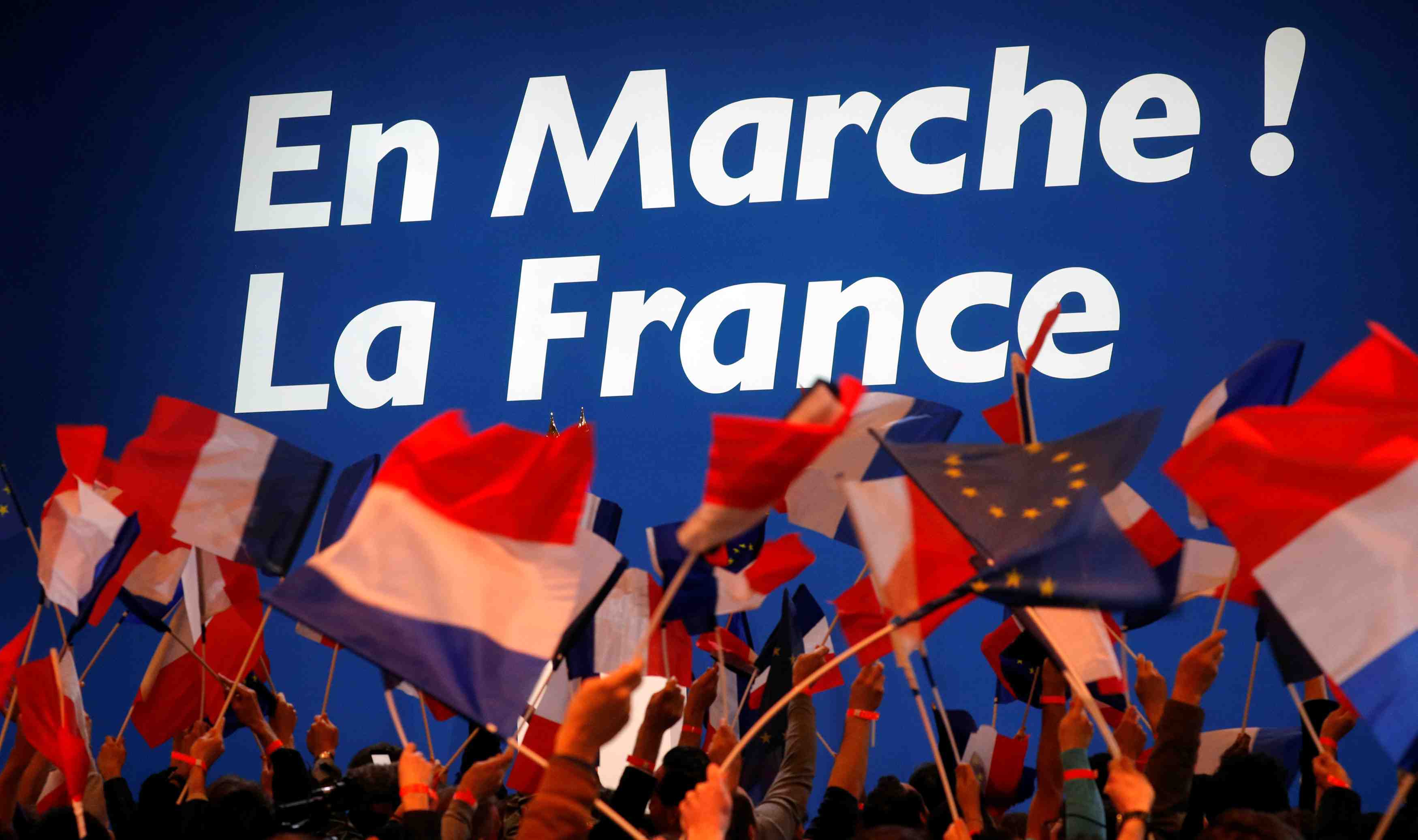 Des deputes allemands saluent la premiere place de macron