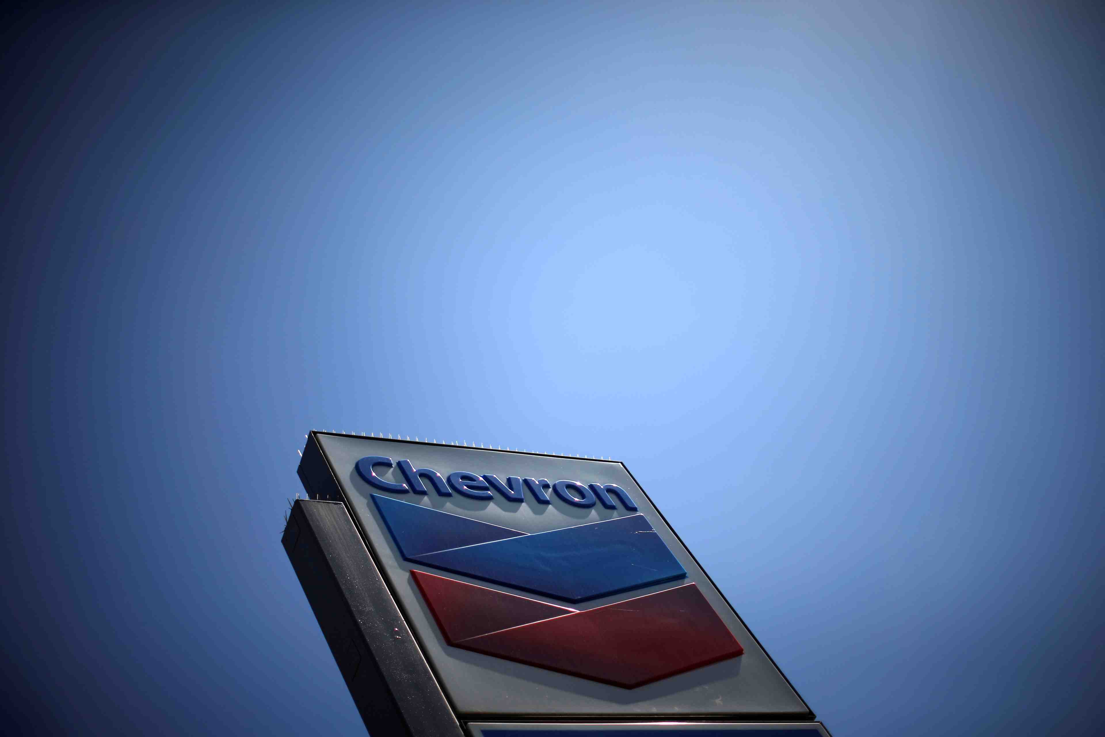 Chevron ne va pas surencherir sur anadarko, voie libre pour occidental