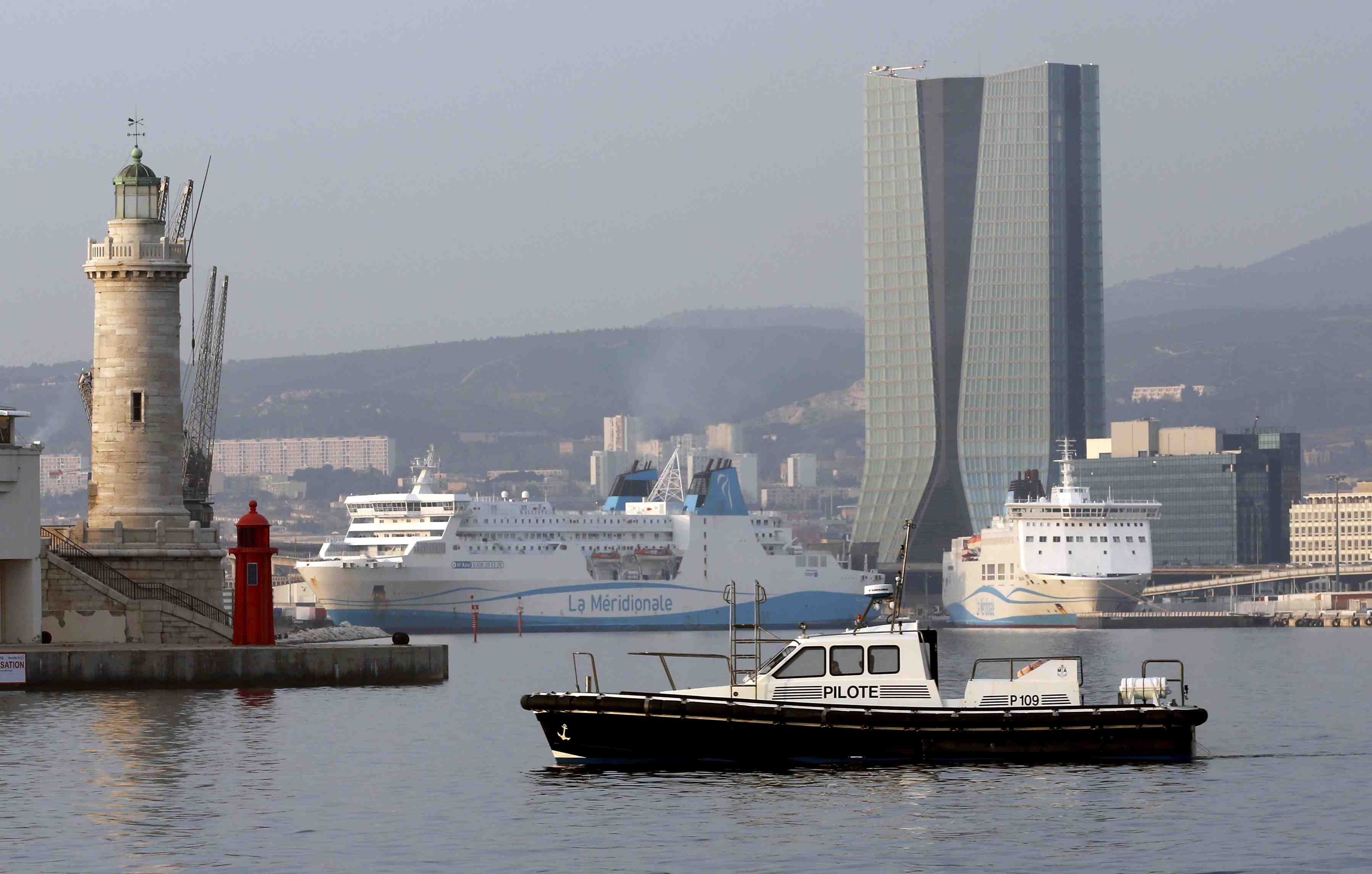 Ghali veut interdire les navires de croisiere a marseille durant la pollution