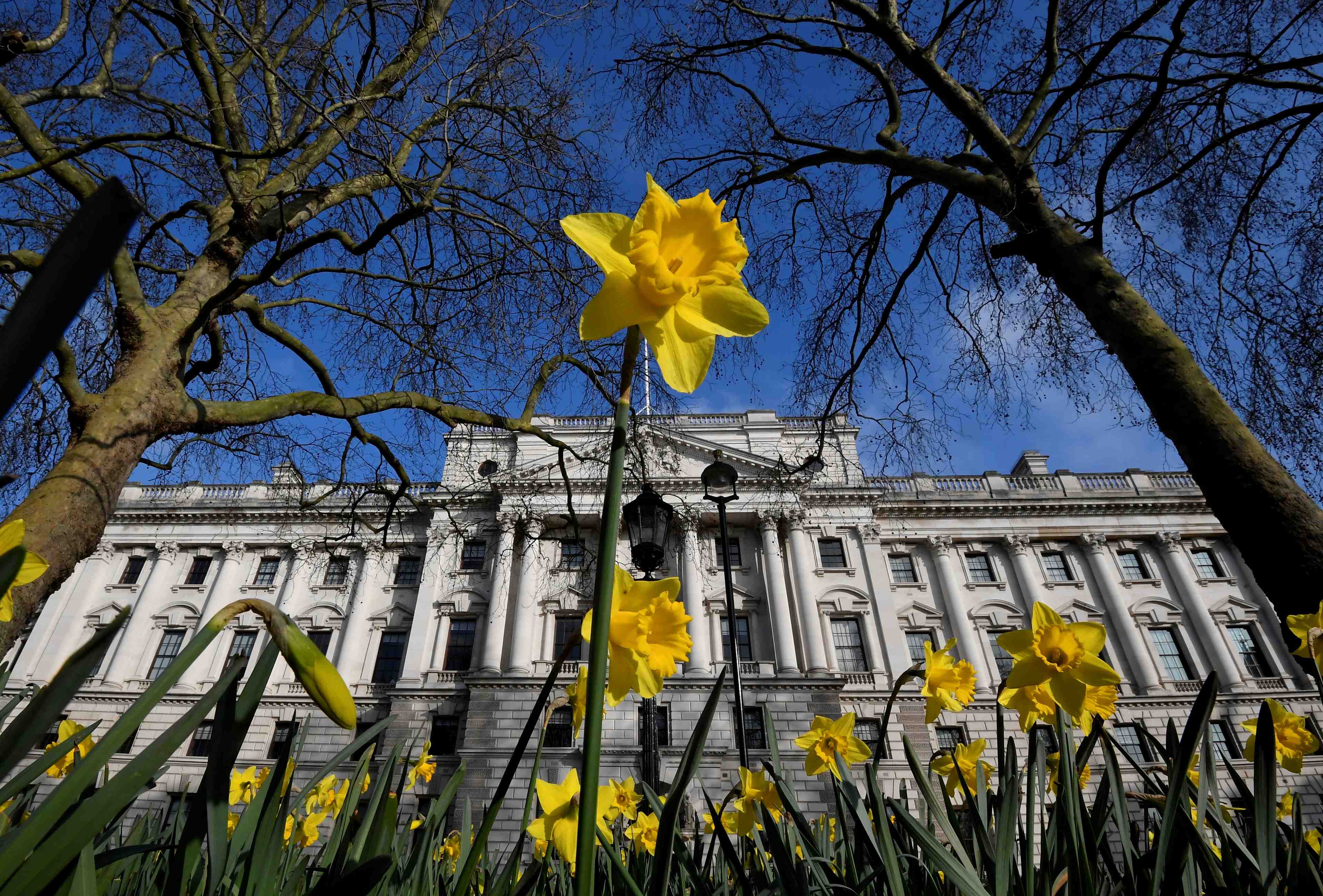 Londres ne soutient pas l'impot sur les entreprises voulu par biden, selon la presse